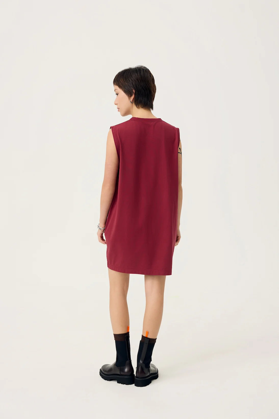 COCOON JERSEY REVERSIBLE DRESS IN BURGUNDY & SAPPANWOOD