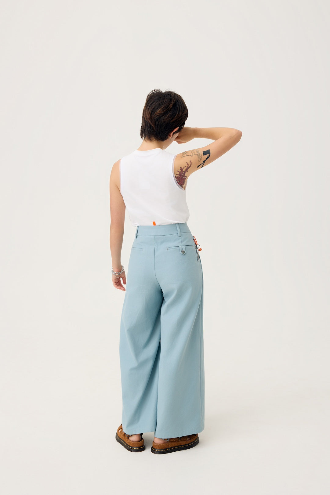 NAGARE PLEAT TROUSERS IN STEEL BLUE - BEV C multi label store