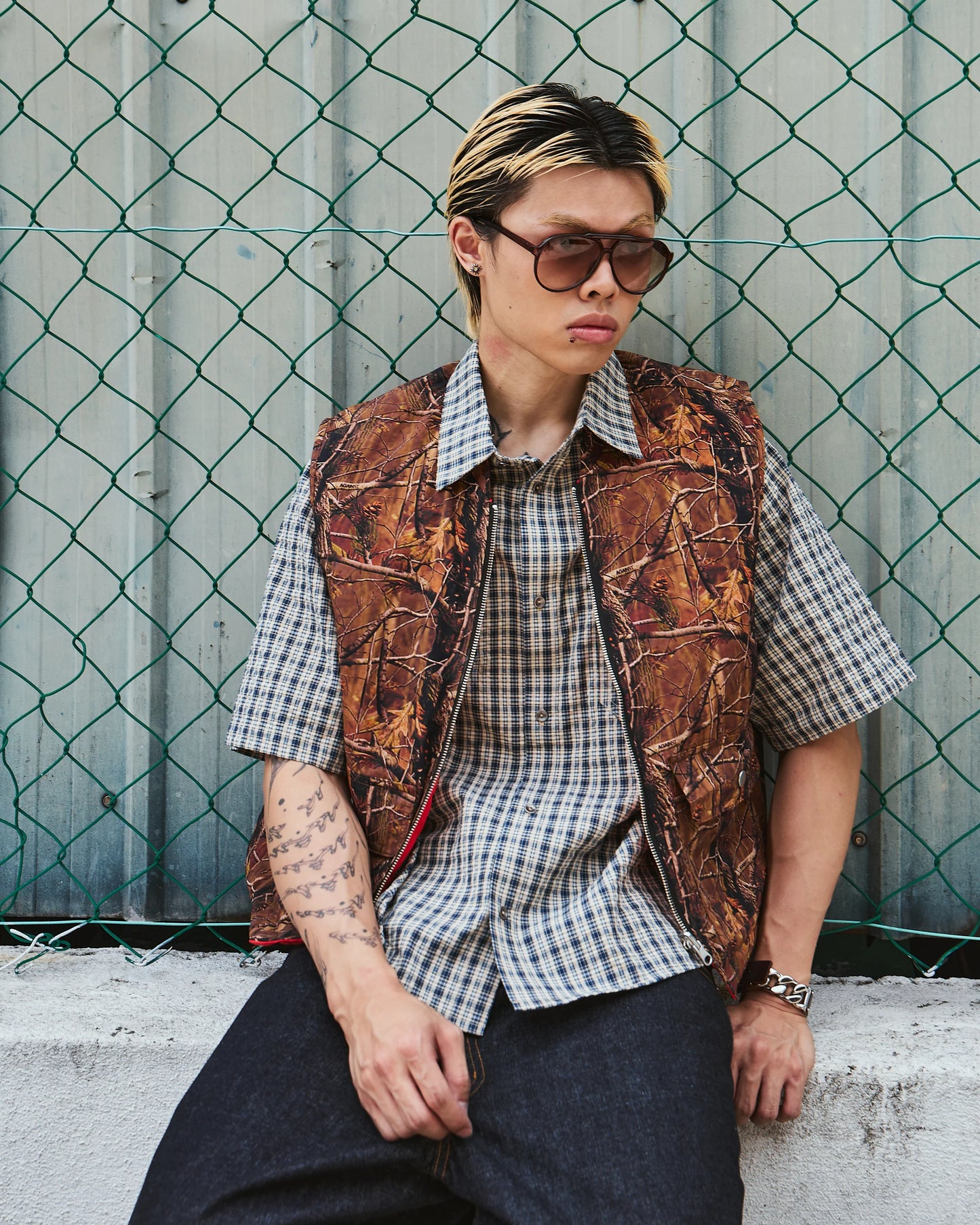 REVERSIBLE CAMO VEST