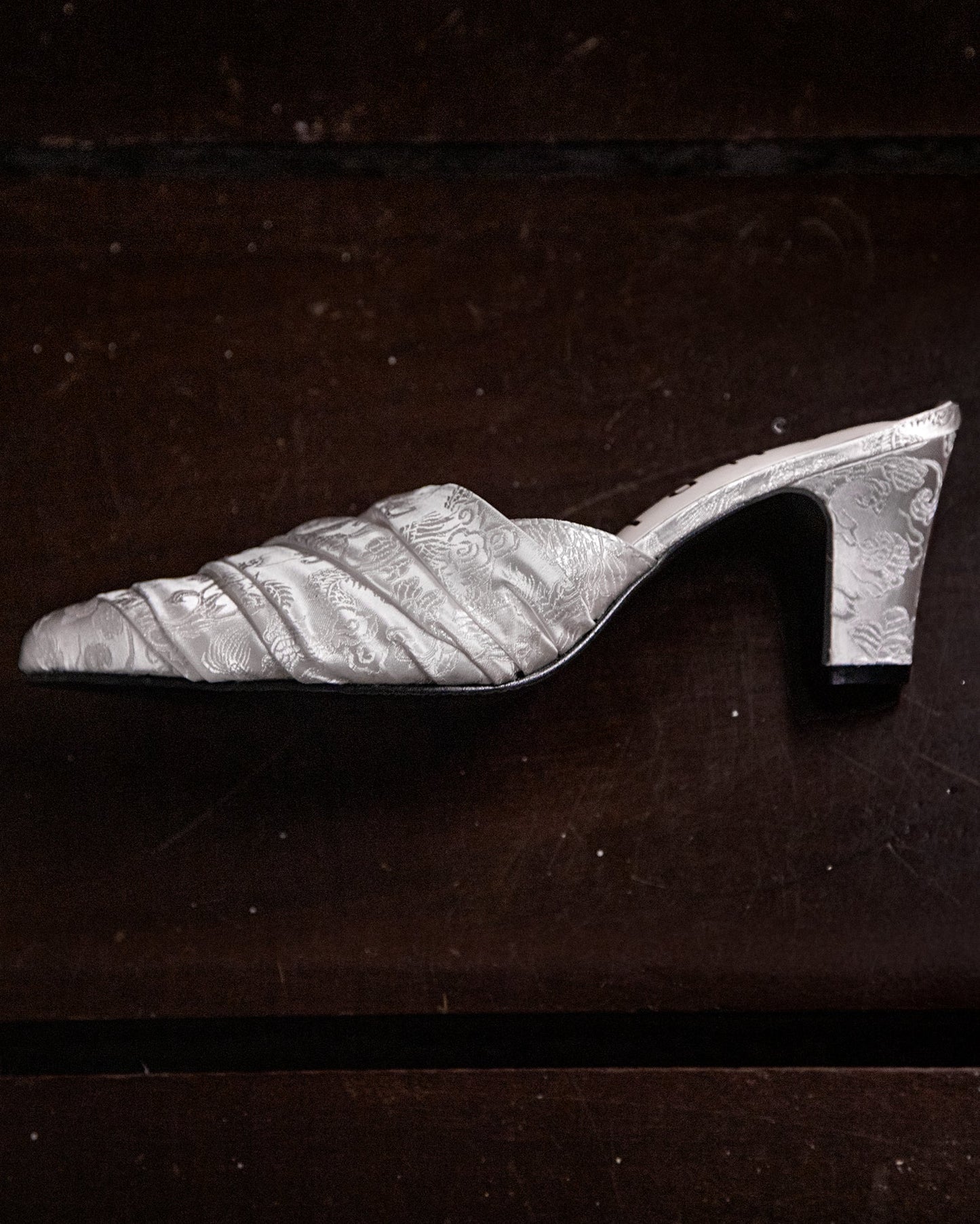 Dragon Brocade Heel (White) - BEV C multi label store