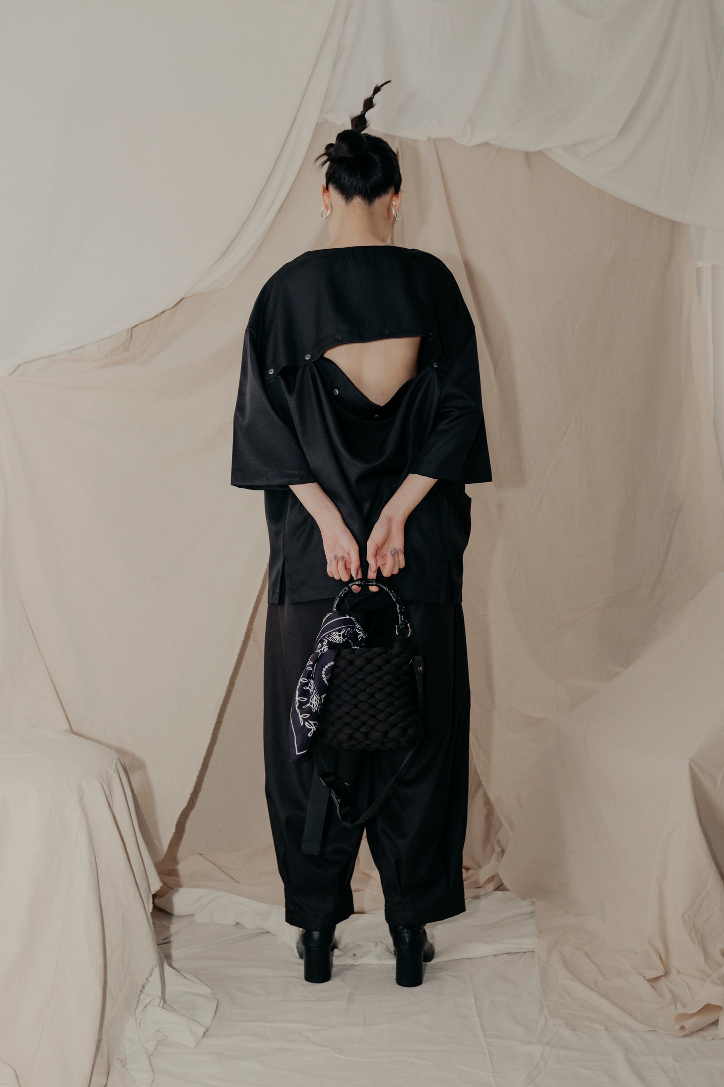 Holiday Season Shirt in Black - BEV C multi label store