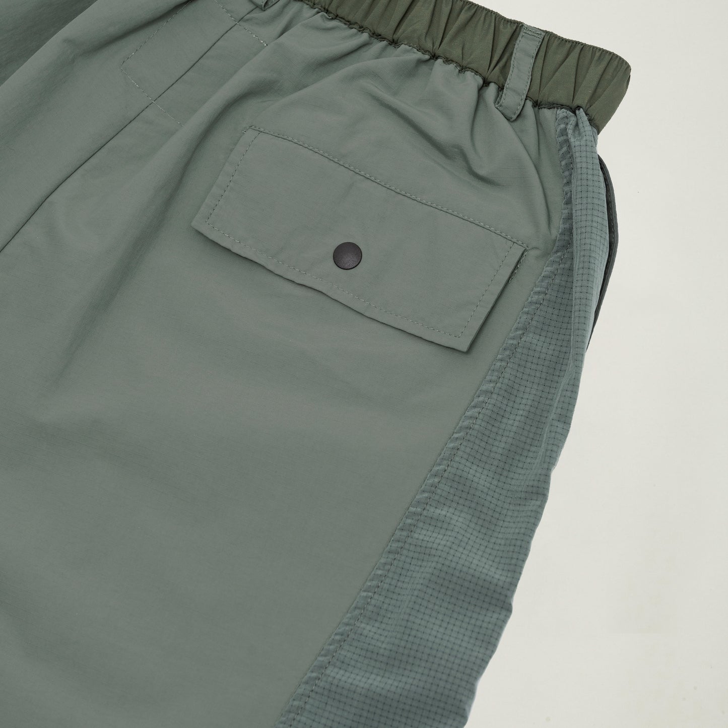 GOOD Easy 5" Shorts (Moss Green) - BEV C multi label store