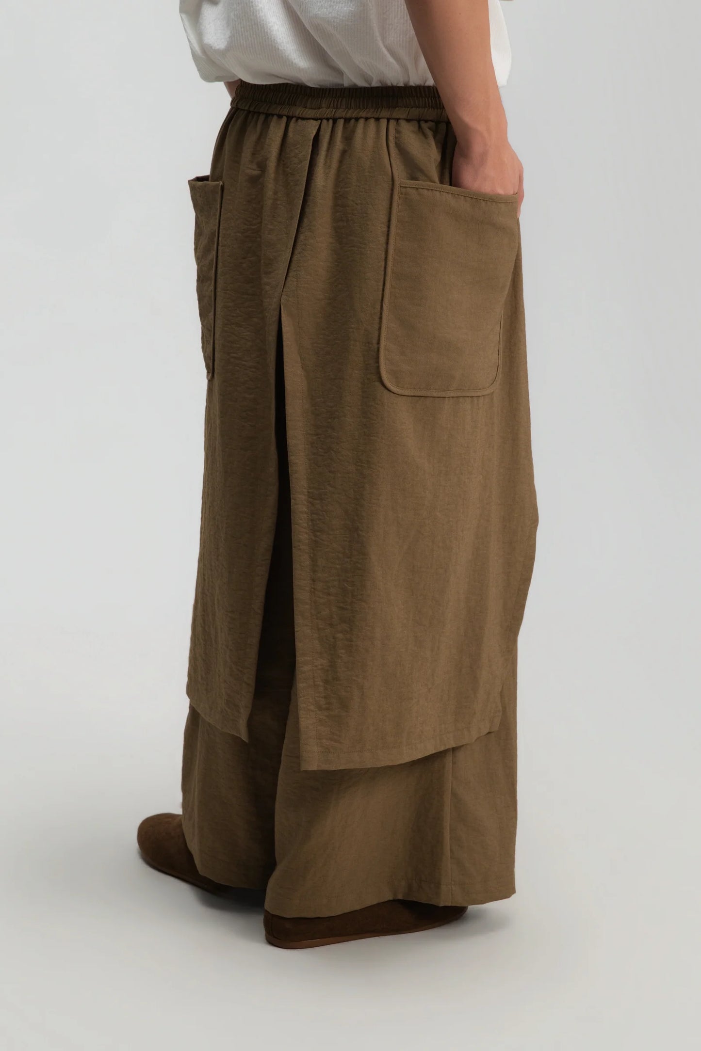 Gender Neutral Panel Cover Long Pants (Mud) - BEV C multi label store