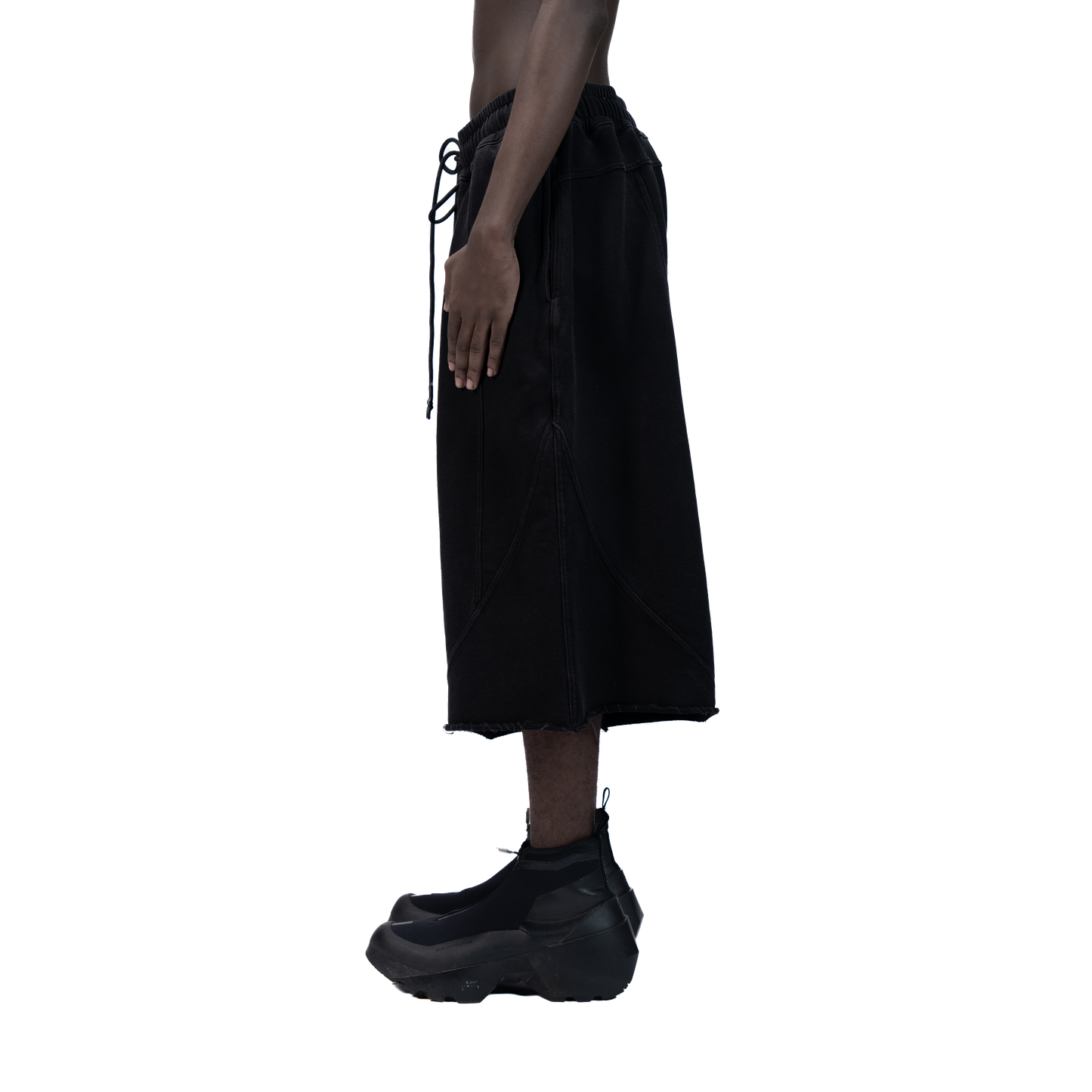 626 BAT PANEL JORTS - BLACK - BEV C multi label store