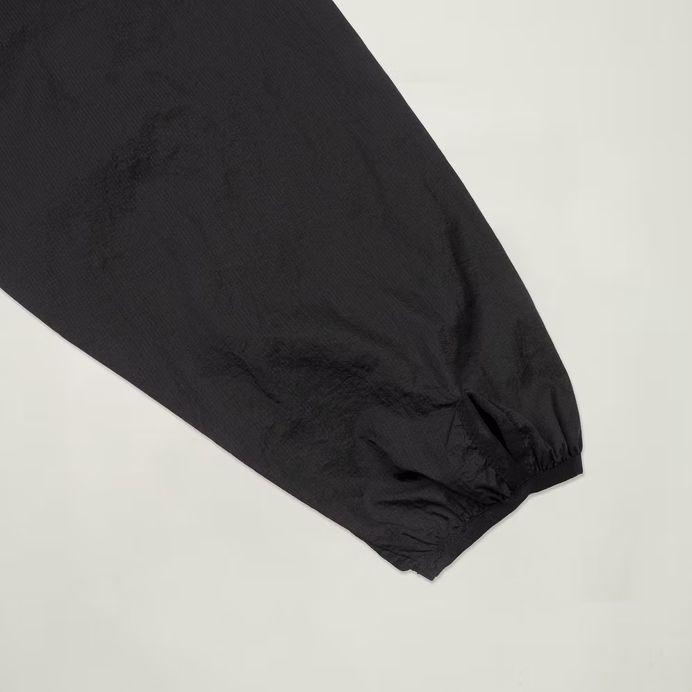 Kinetic Jacket (Black) - BEV C multi label store
