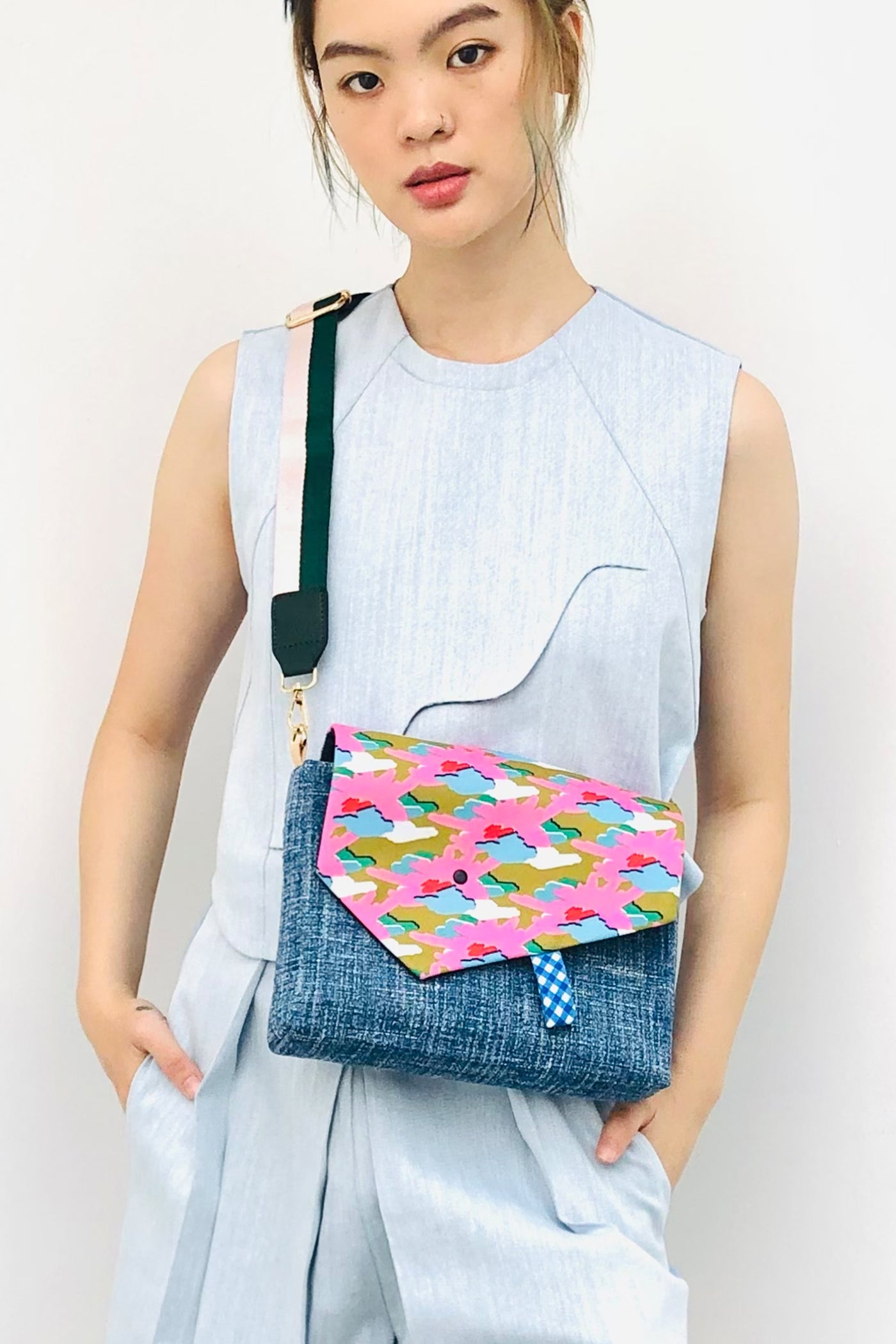 S17 BG03 || PINK SHRUB COTTON-LINEN SLING - BEV C multi label store