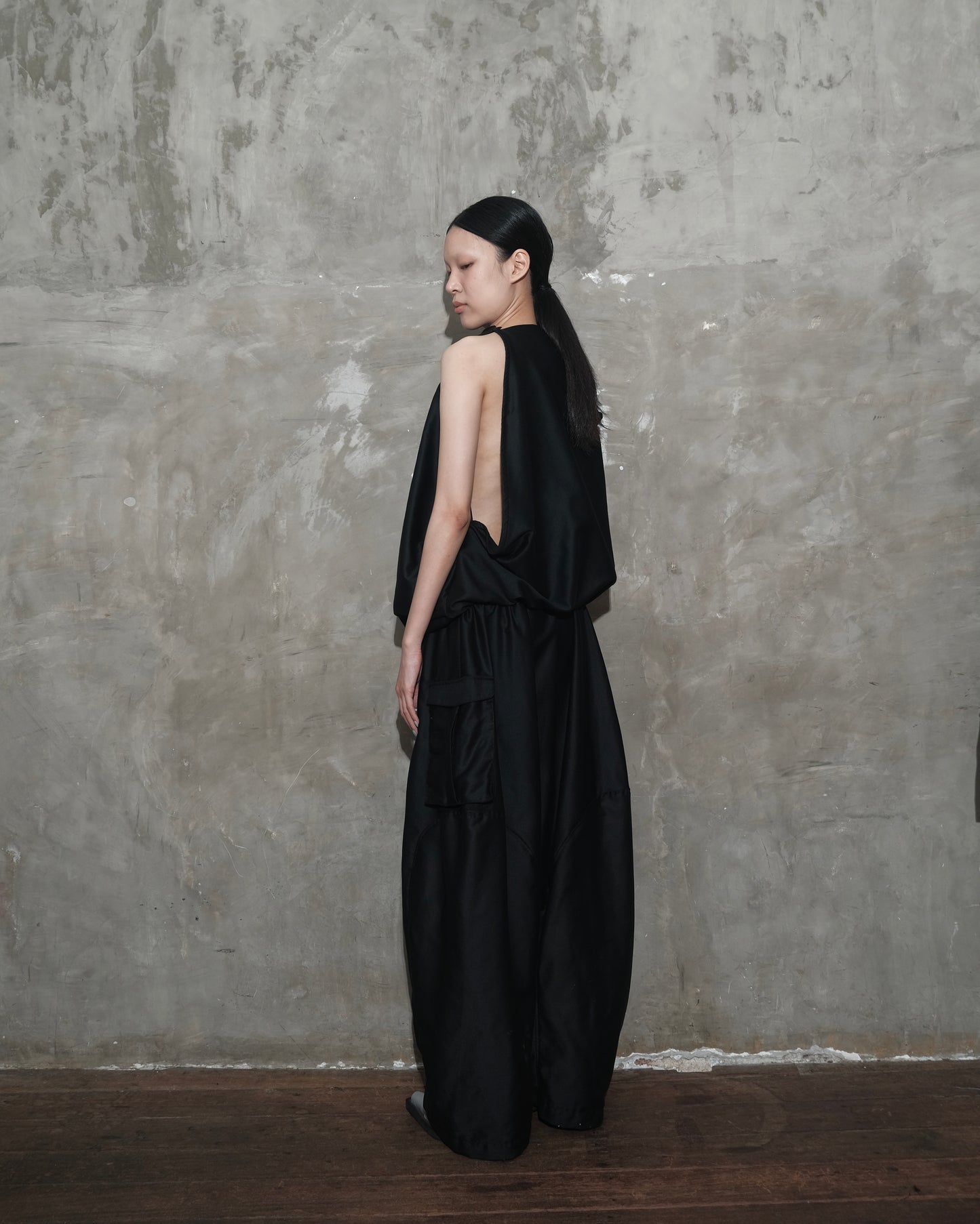 Duality Jumper in Black - BEV C multi label store