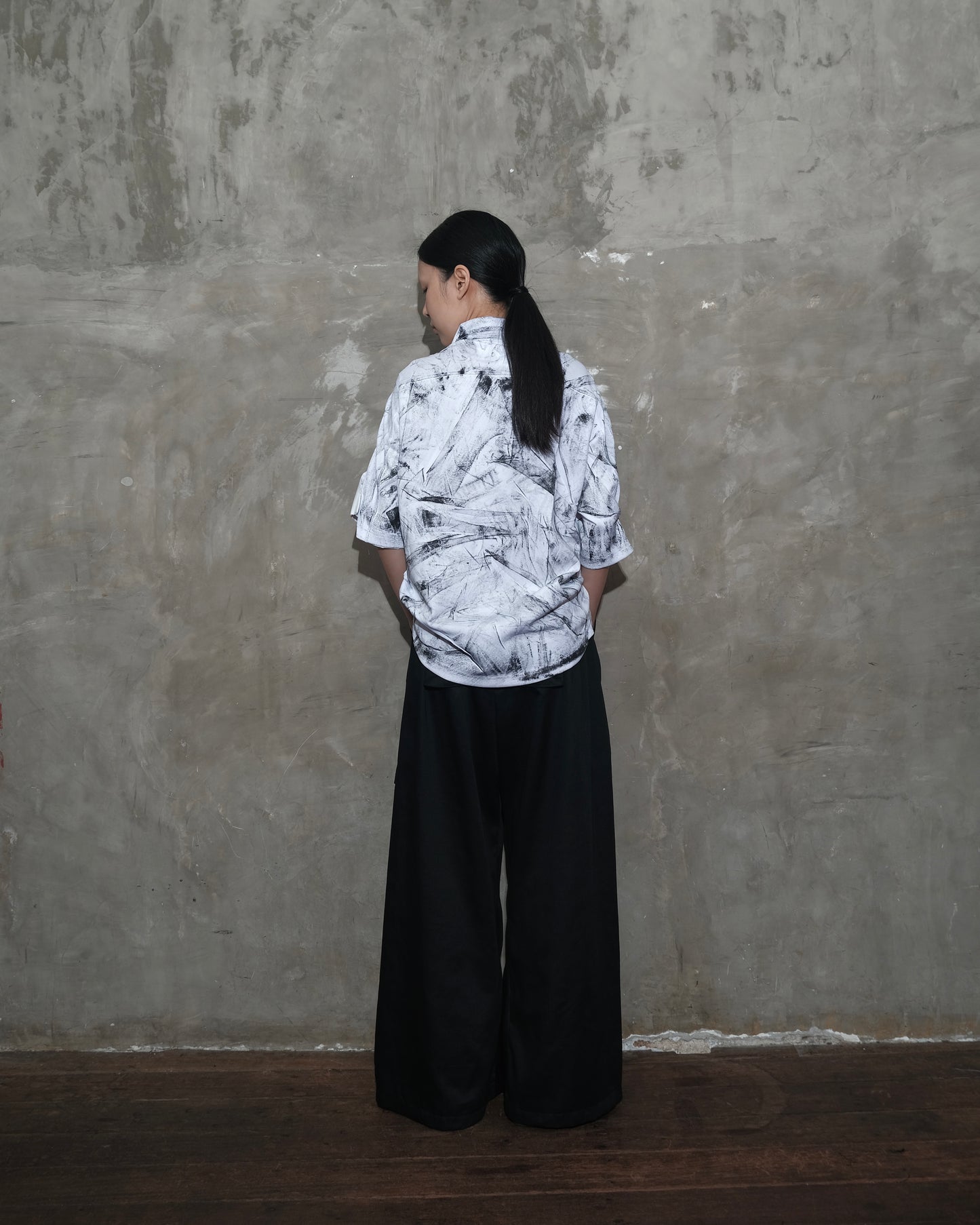 Warp Cargo Pants in Black - BEV C multi label store