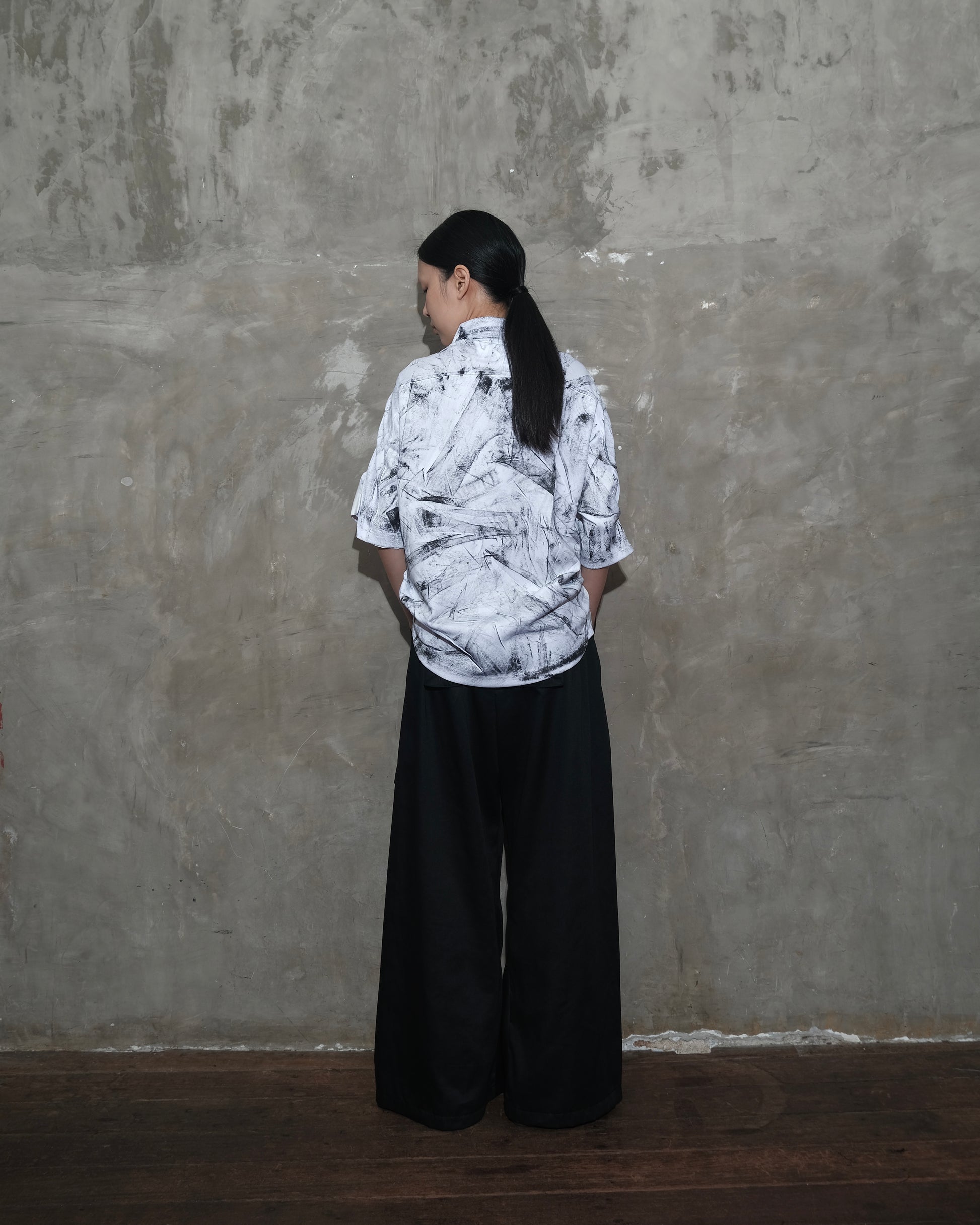 Warp Cargo Pants in Black - BEV C multi label store