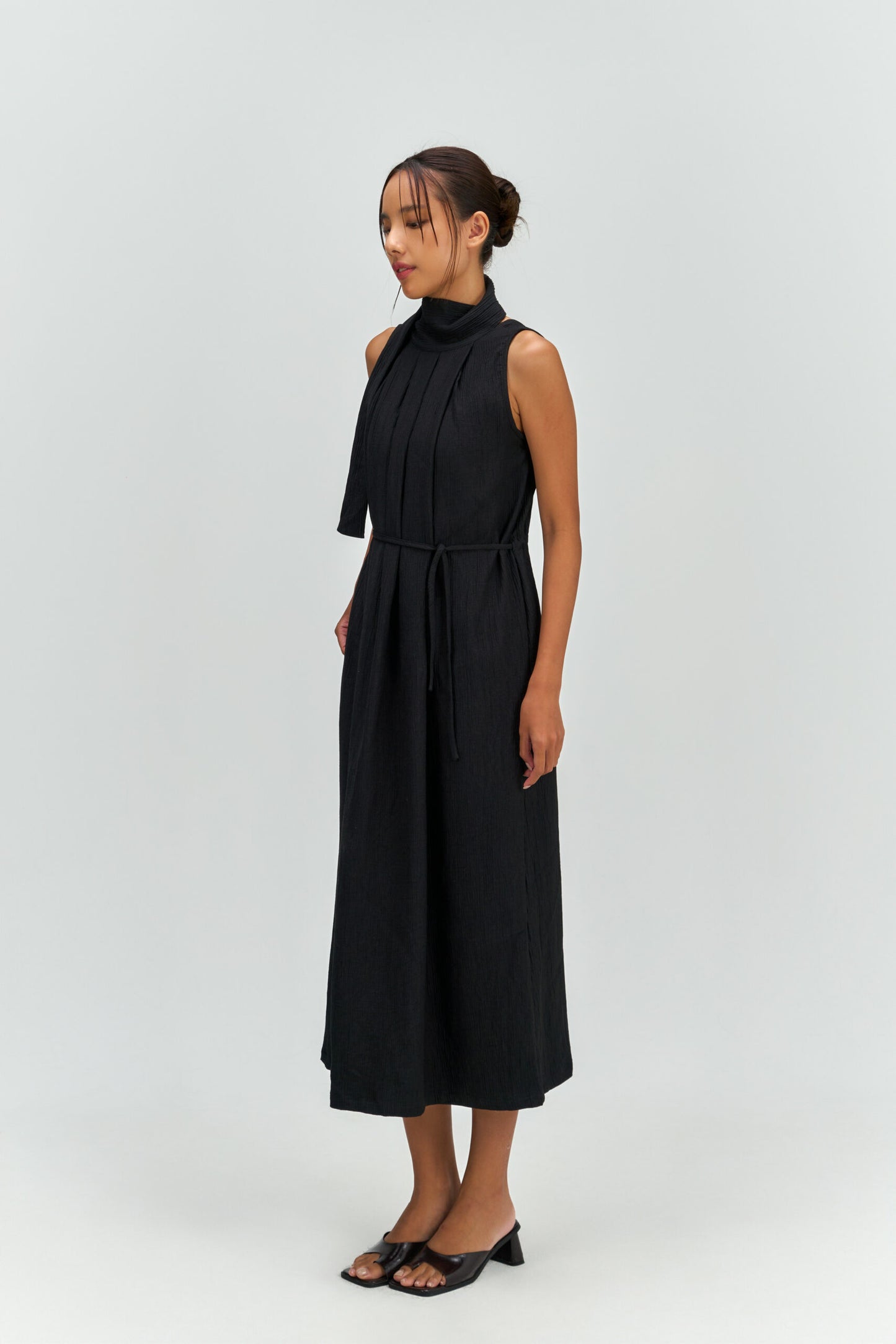 Pleated High Neck Scarf Dress (Black) - BEV C multi label store