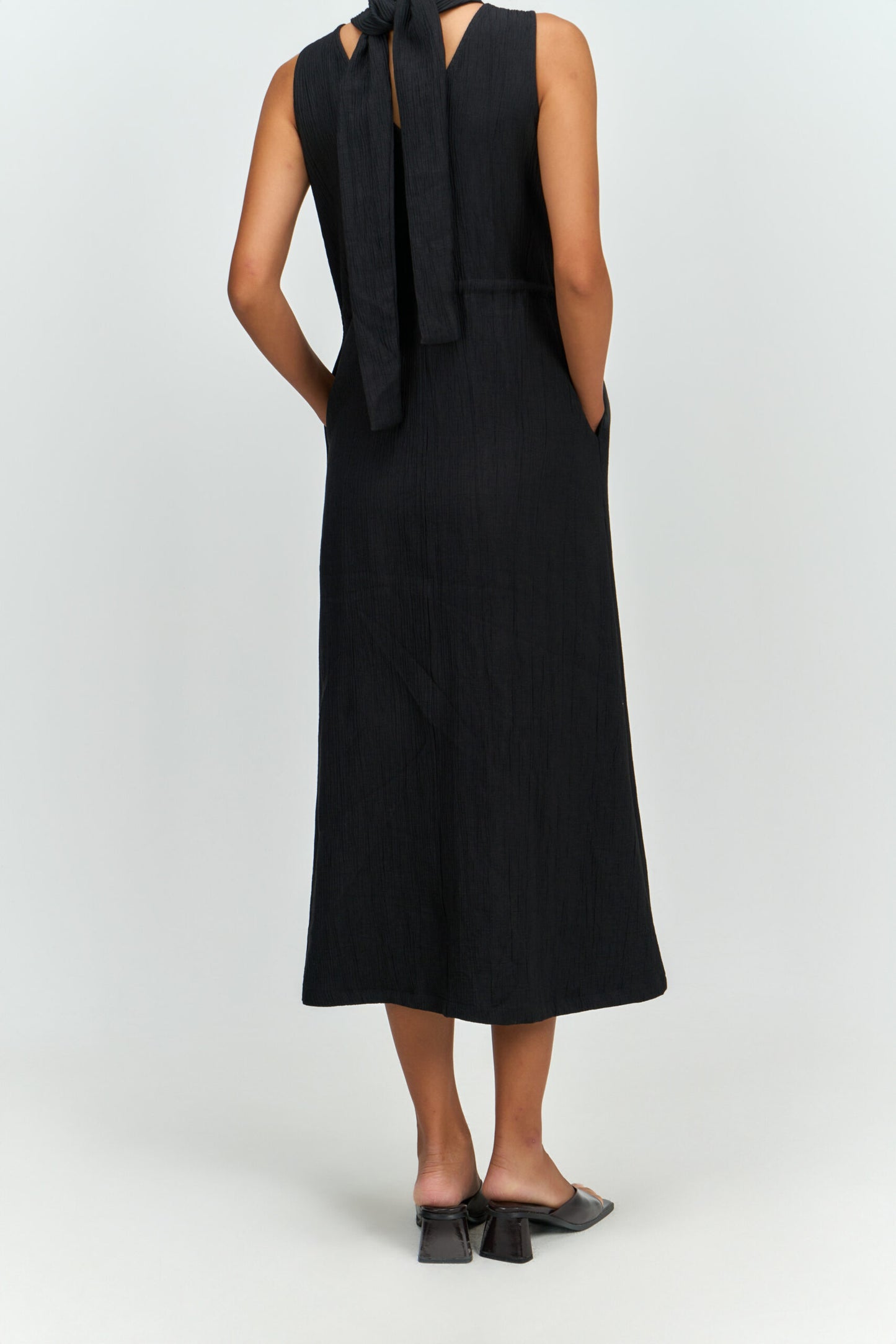 Pleated High Neck Scarf Dress (Black) - BEV C multi label store