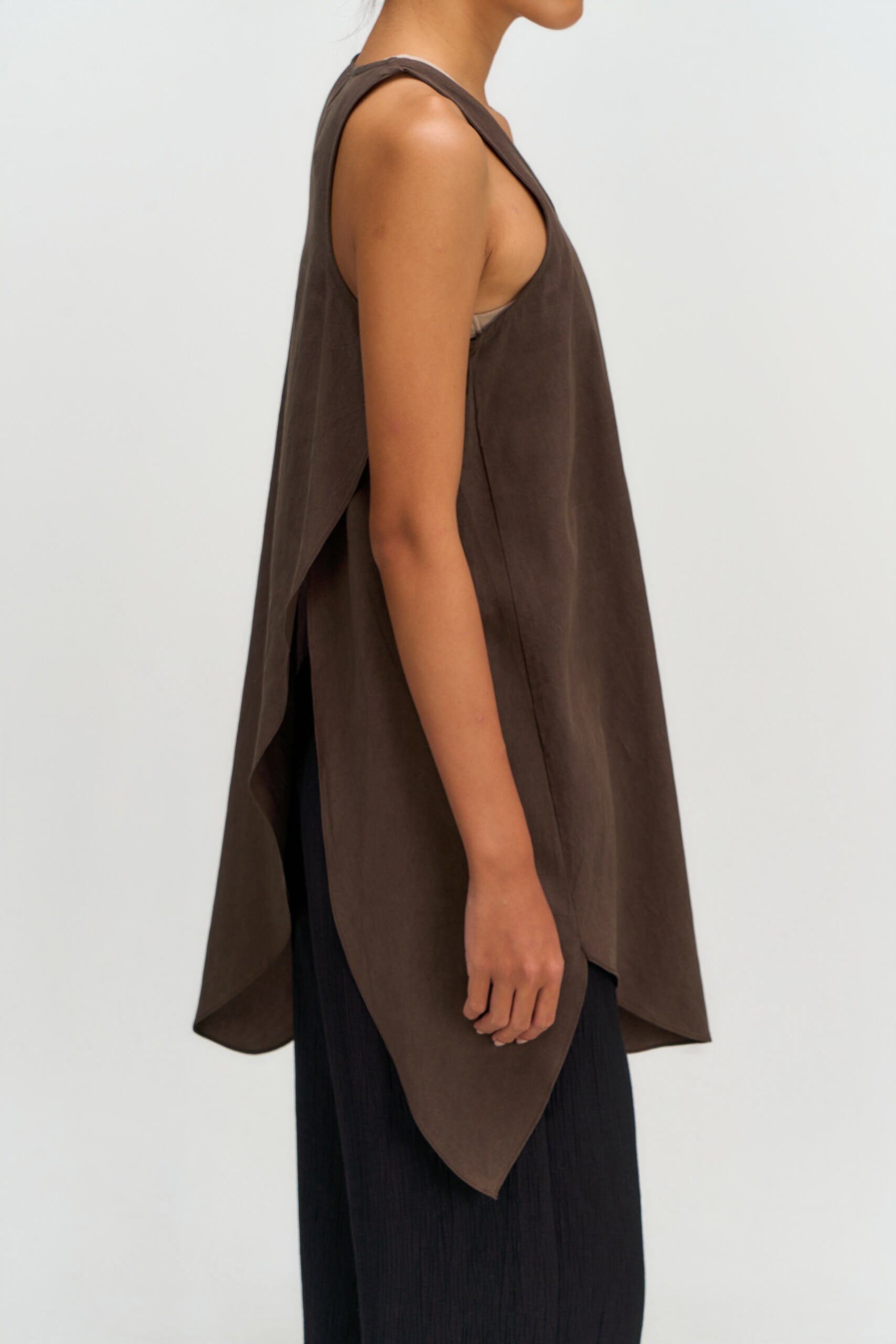 Asymmetrical Layering Long Tank Top (Brown) - BEV C multi label store