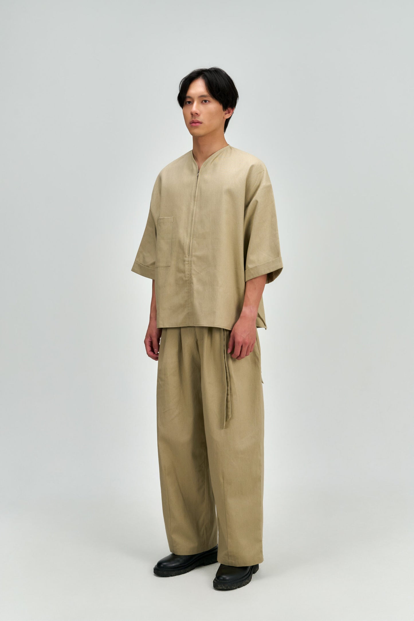 Gender Neutral Collarless Half-Zipper Shirt (Beige) - BEV C multi label store