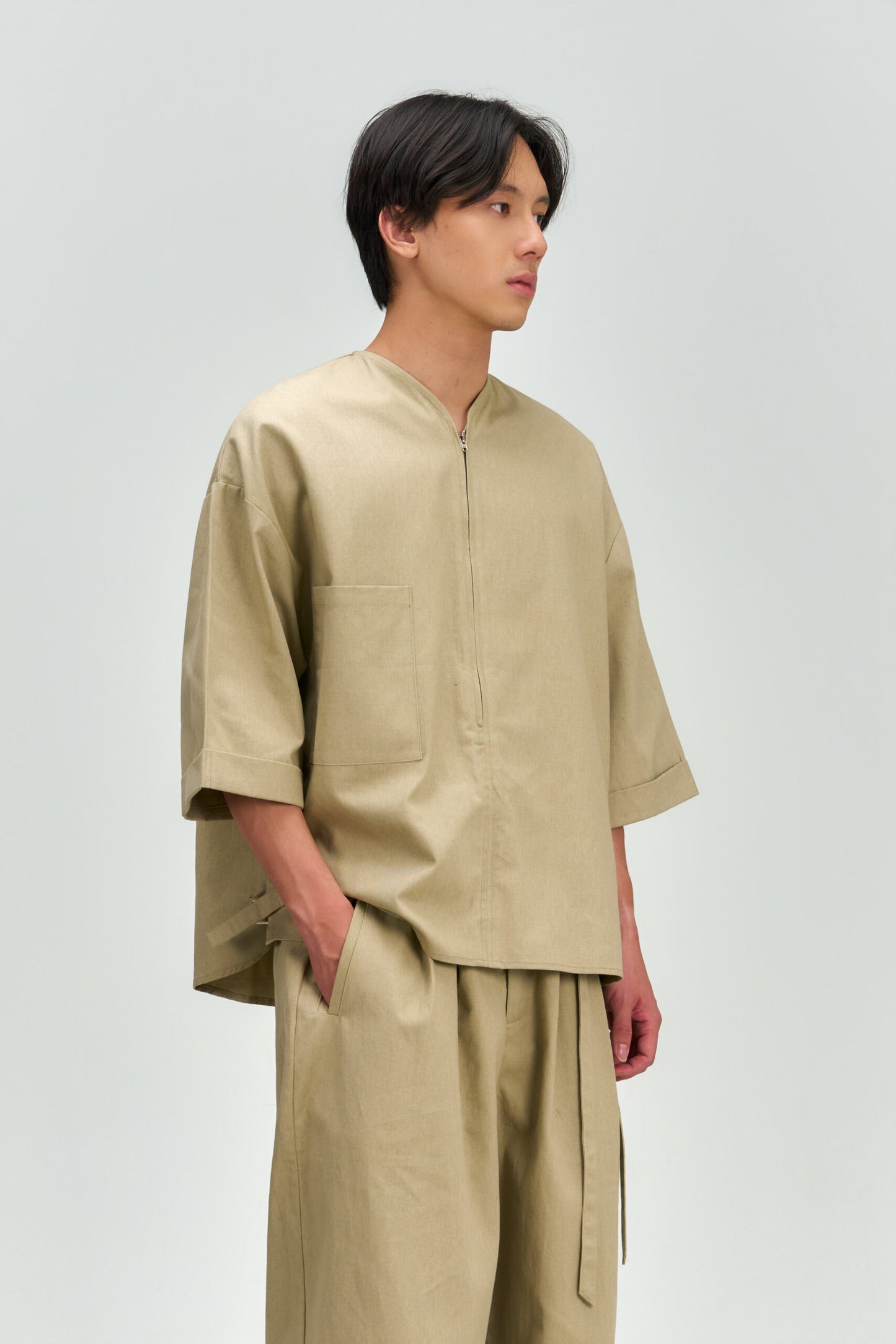 Gender Neutral Collarless Half-Zipper Shirt (Beige) - BEV C multi label store