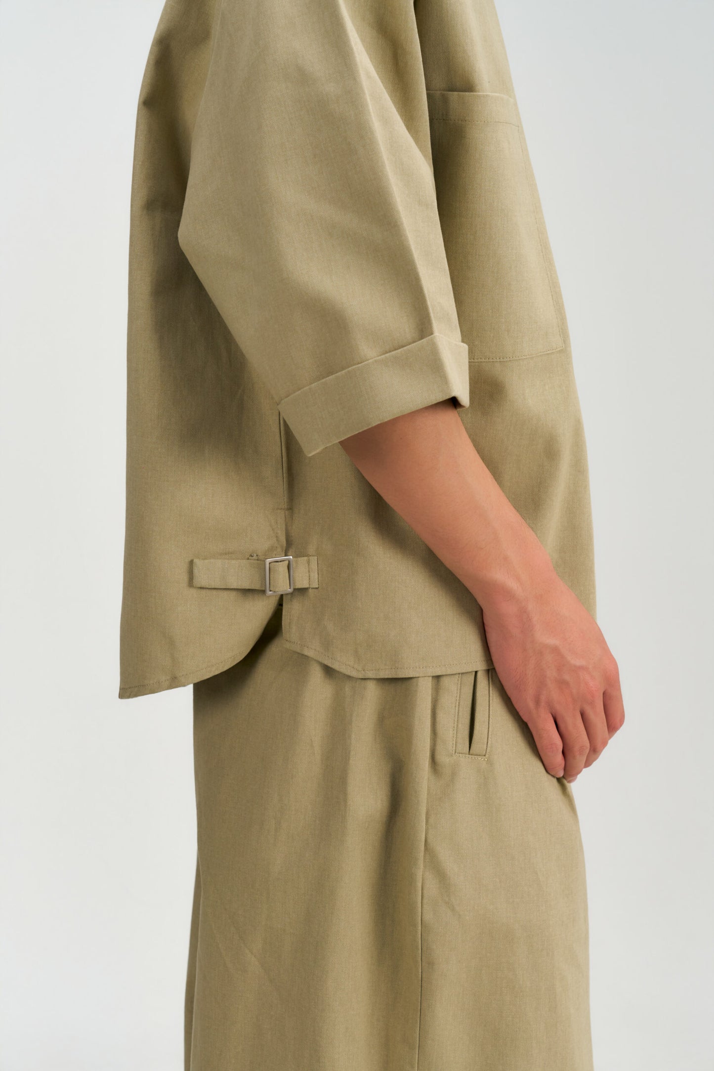 Gender Neutral Collarless Half-Zipper Shirt (Beige) - BEV C multi label store