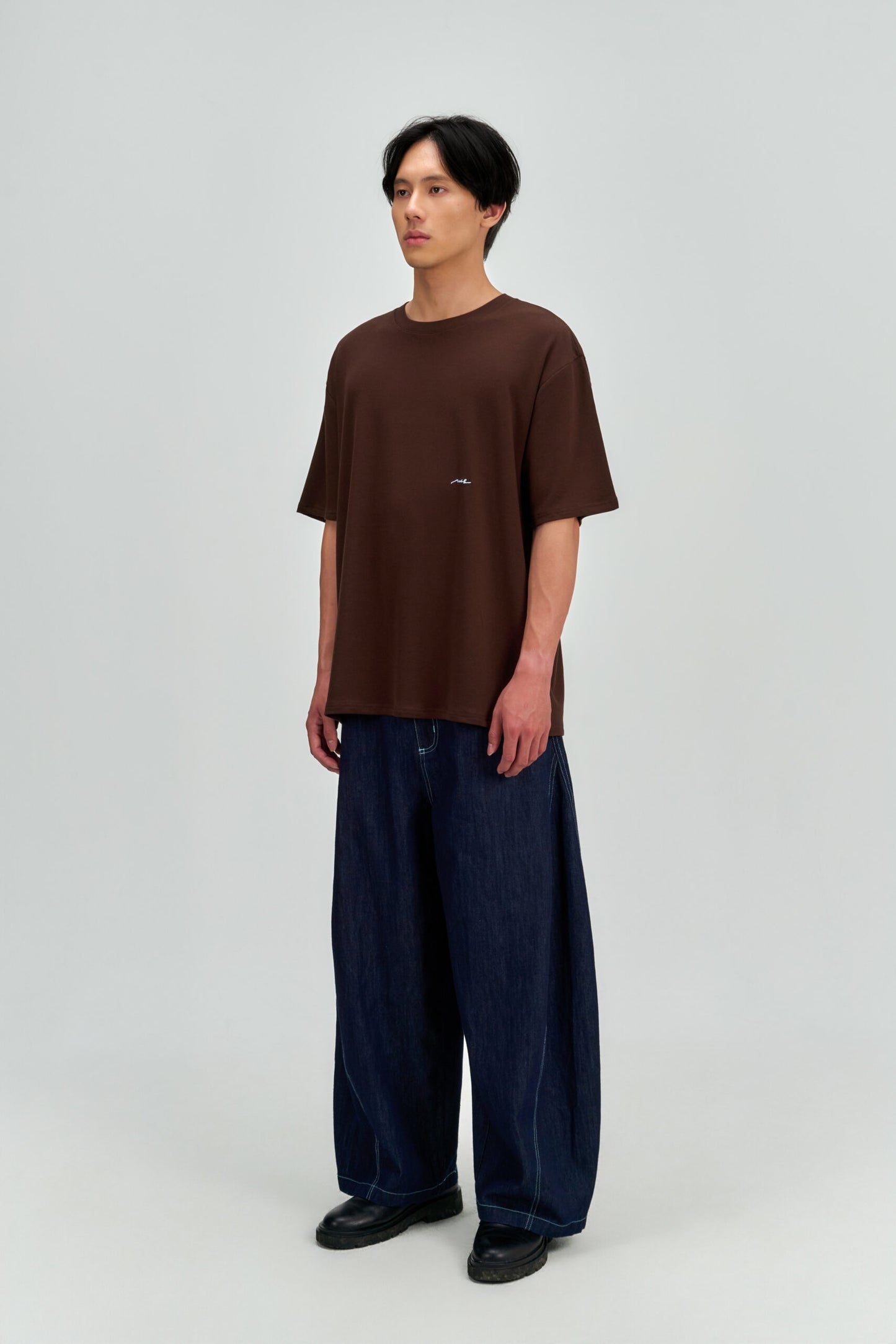 Gender Neutral Drift Knit Straight Long Tee (Brown) - BEV C multi label store