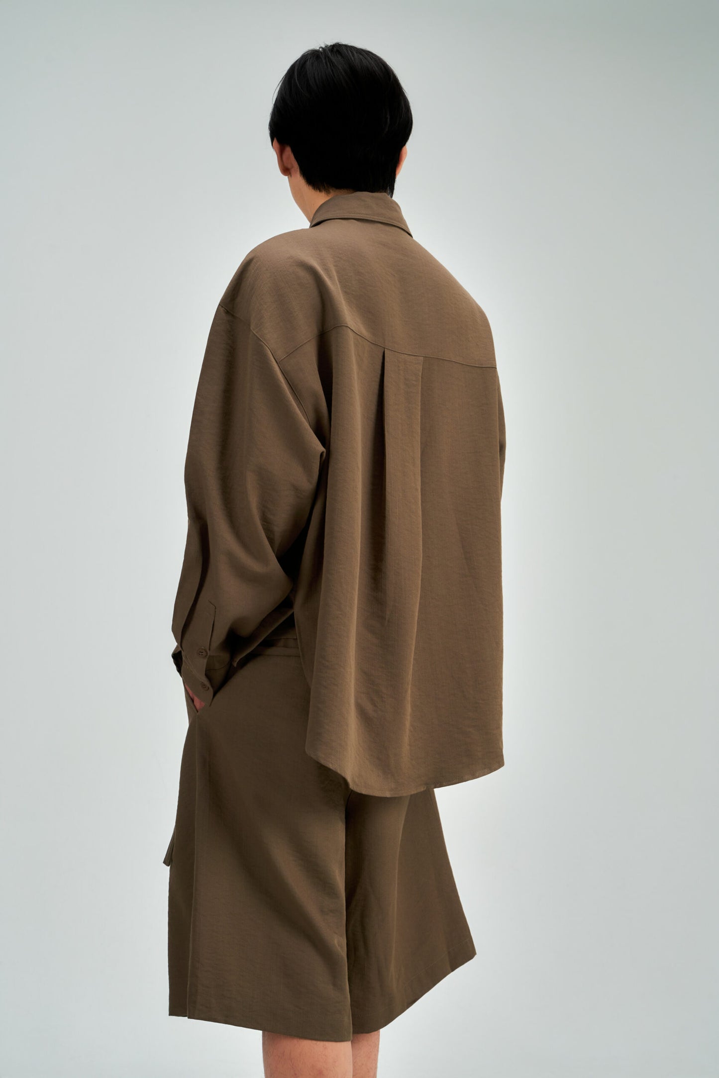 Gender Neutral Oversized Arm Long Sleeve Blouse (Tea) - BEV C multi label store