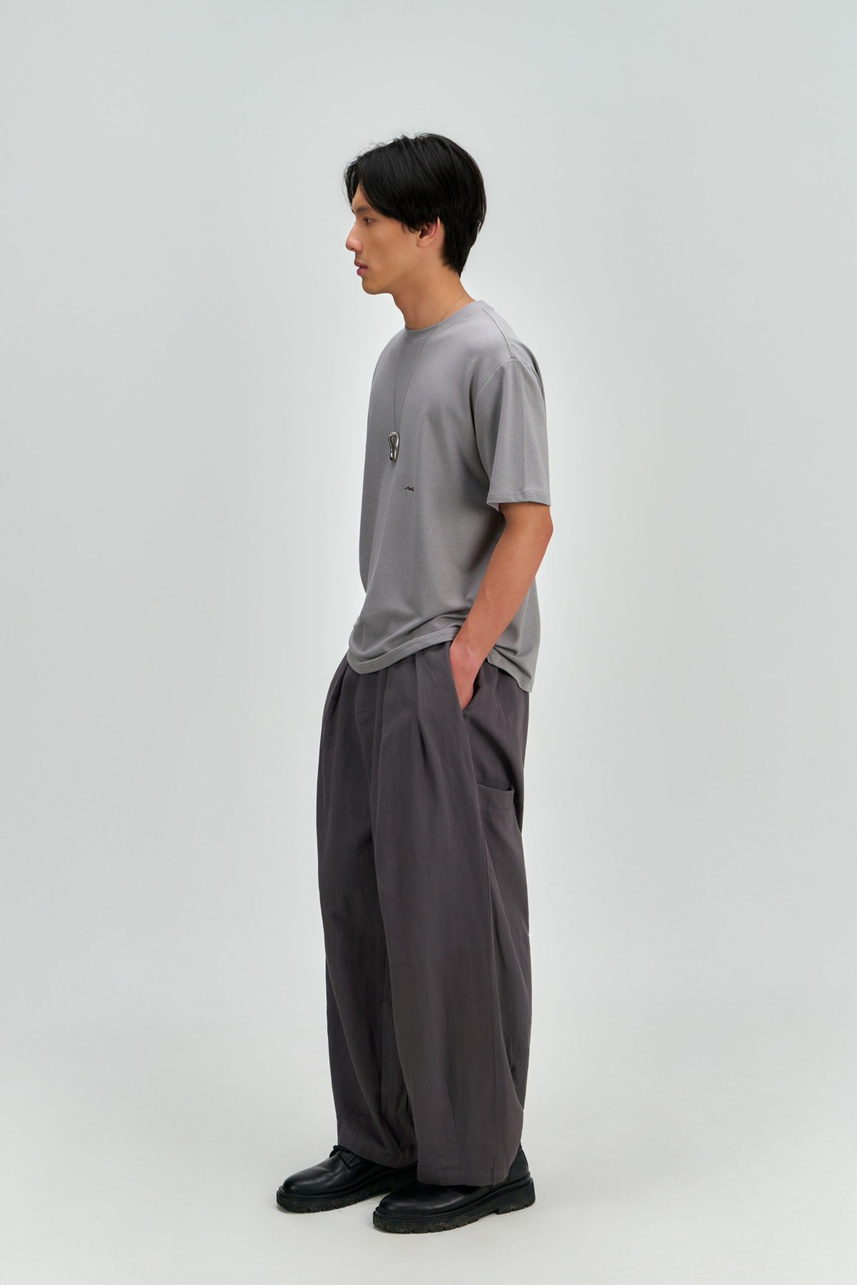 Gender Neutral Drift Knit Straight Long Tee (Blue Grey) - BEV C multi label store