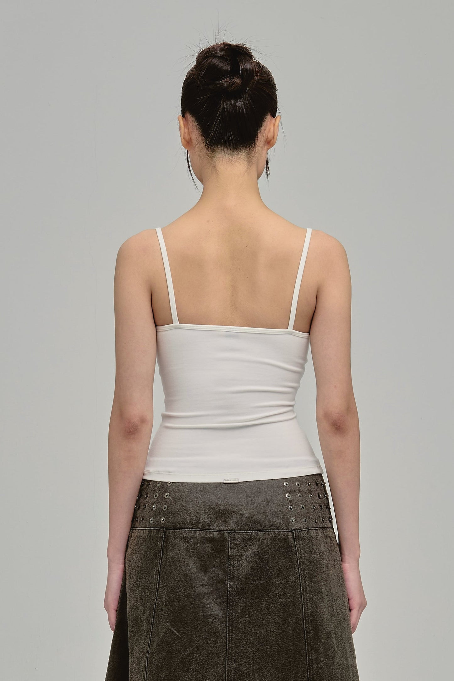 CORE TANK WHITE - BEV C multi label store