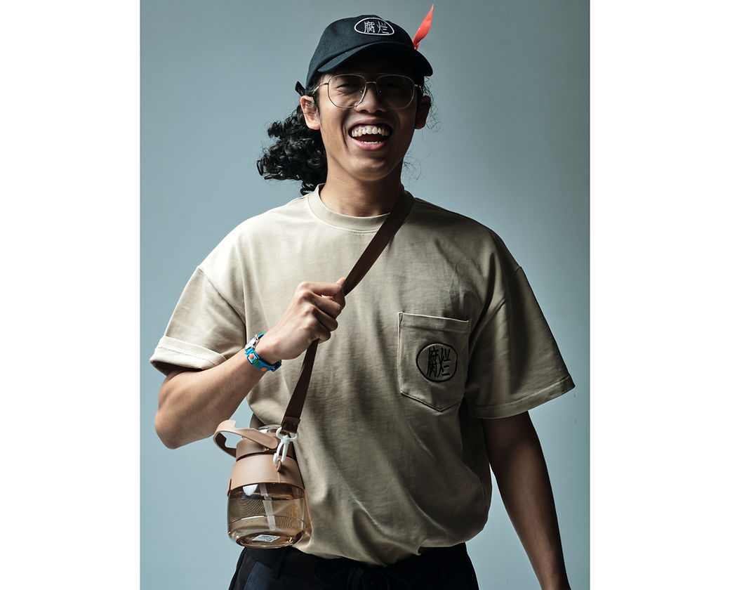 "Fulan" Pocket Tee Beige - BEV C multi label store