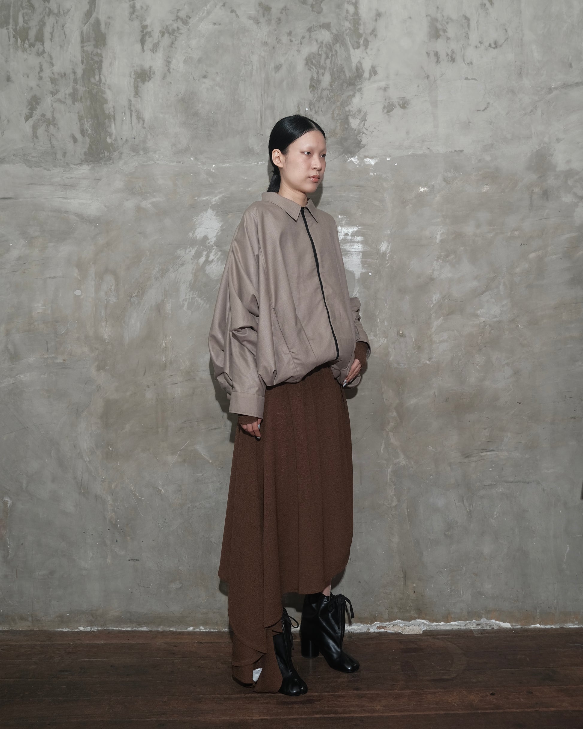Hands Up Jacket in Brown - BEV C multi label store
