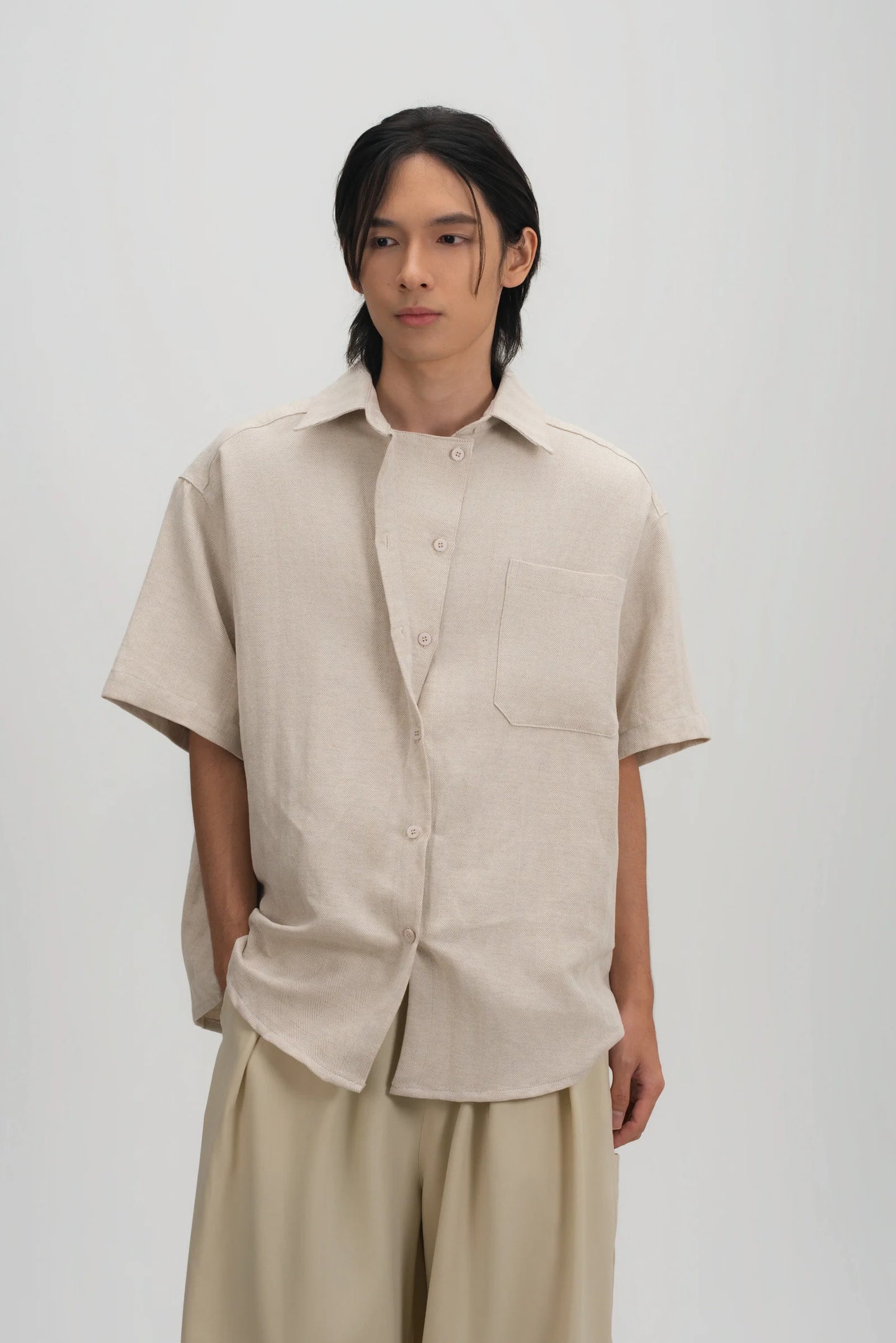 Gender Neutral Drape Neck Short-Sleeve Shirt (Linen Beige) - BEV C multi label store