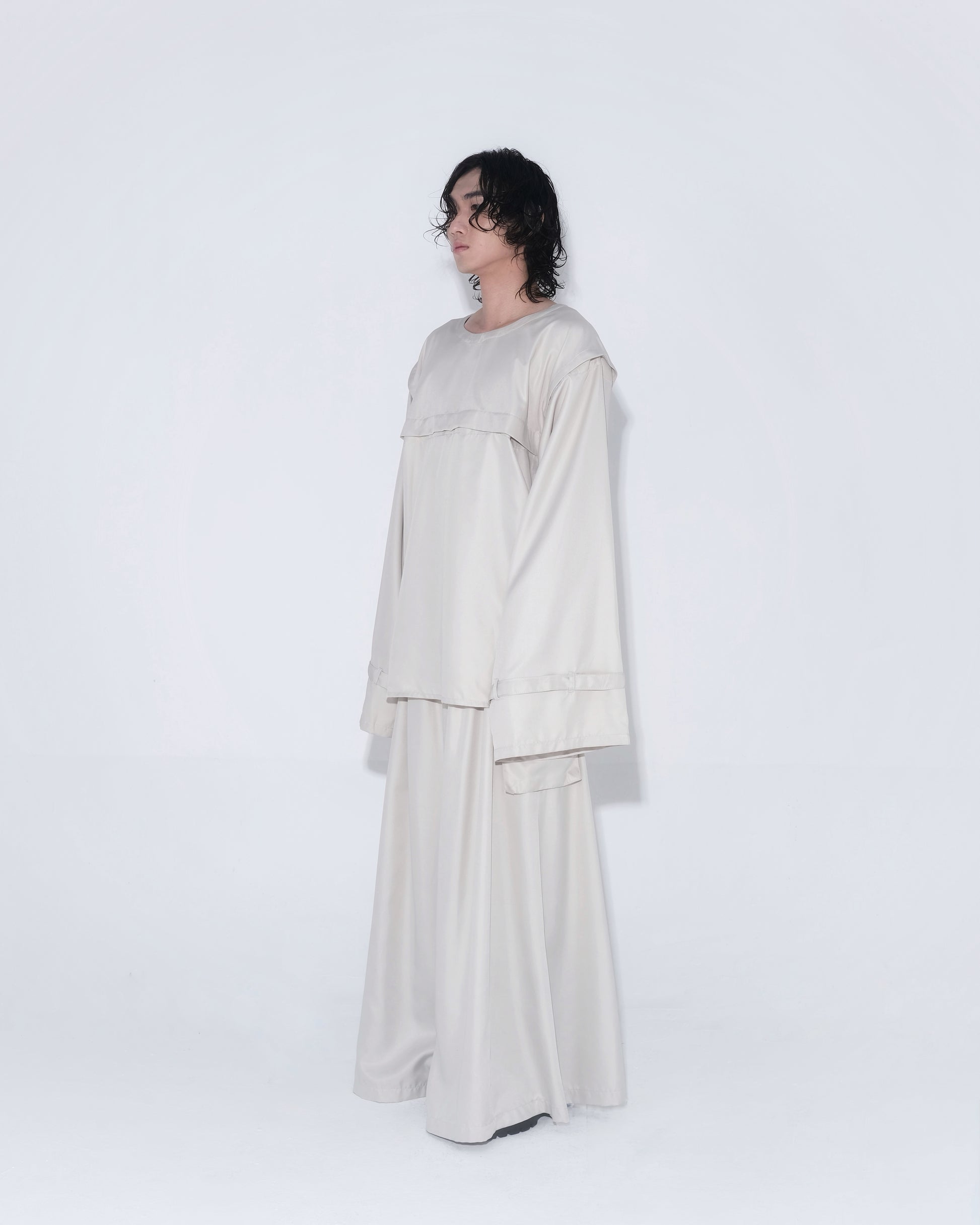 Detachable Psycho Shirt in Cream - BEV C multi label store