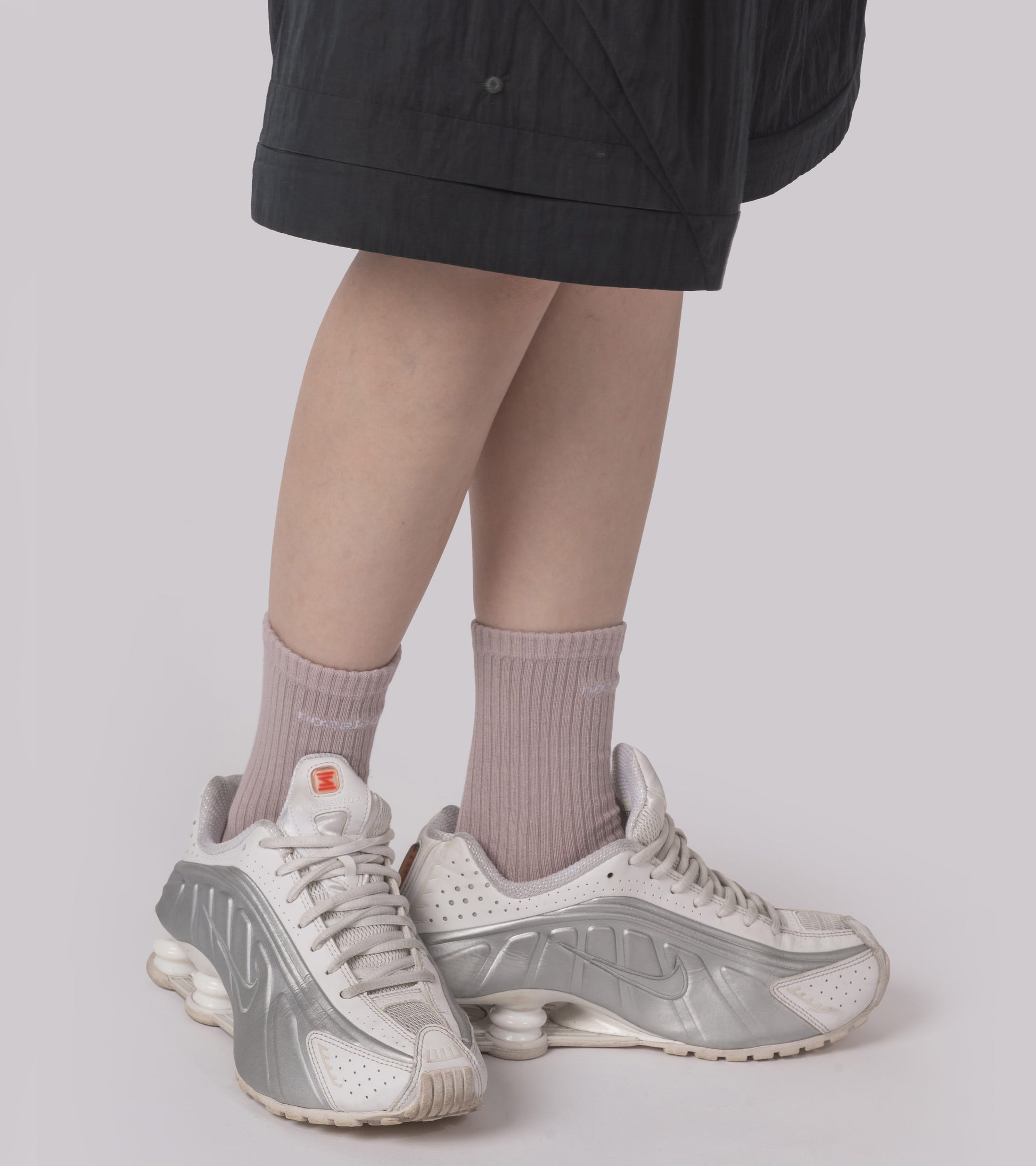 Dim Cherry - Essential casual socks - BEV C multi label store