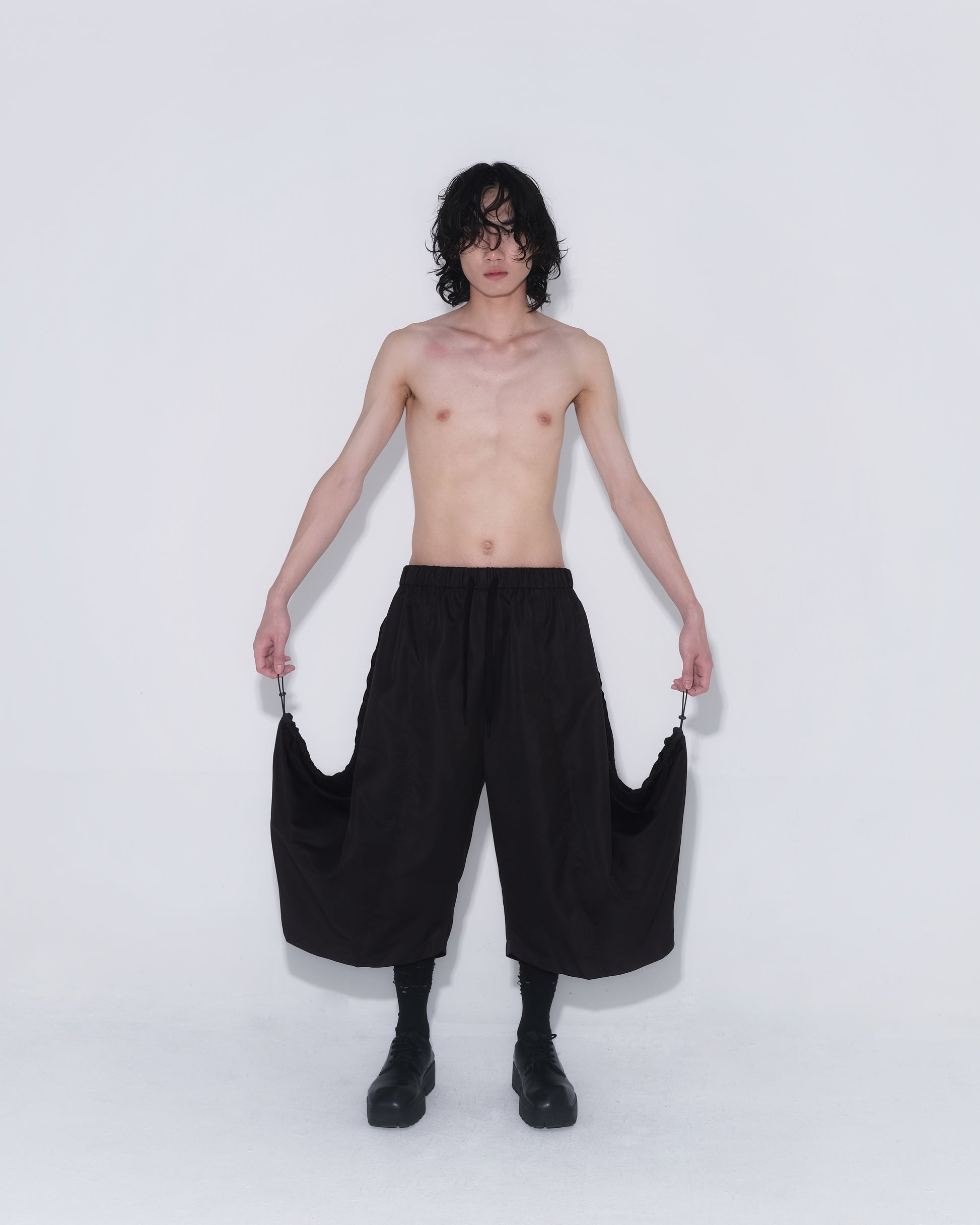 Nepenthes Giant Pocket Pants in Dark Brown - BEV C multi label store