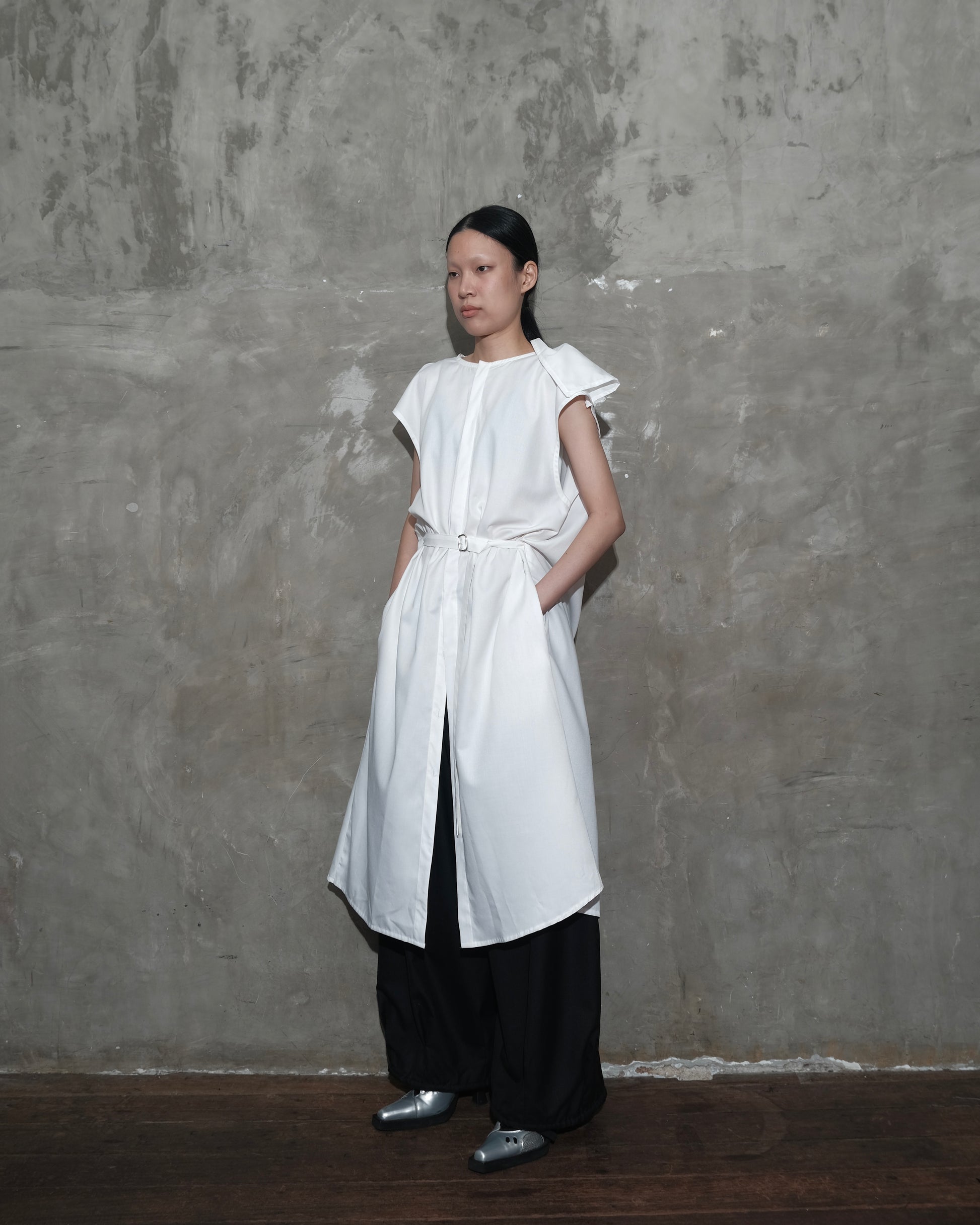 Kelawar Draped in White - BEV C multi label store