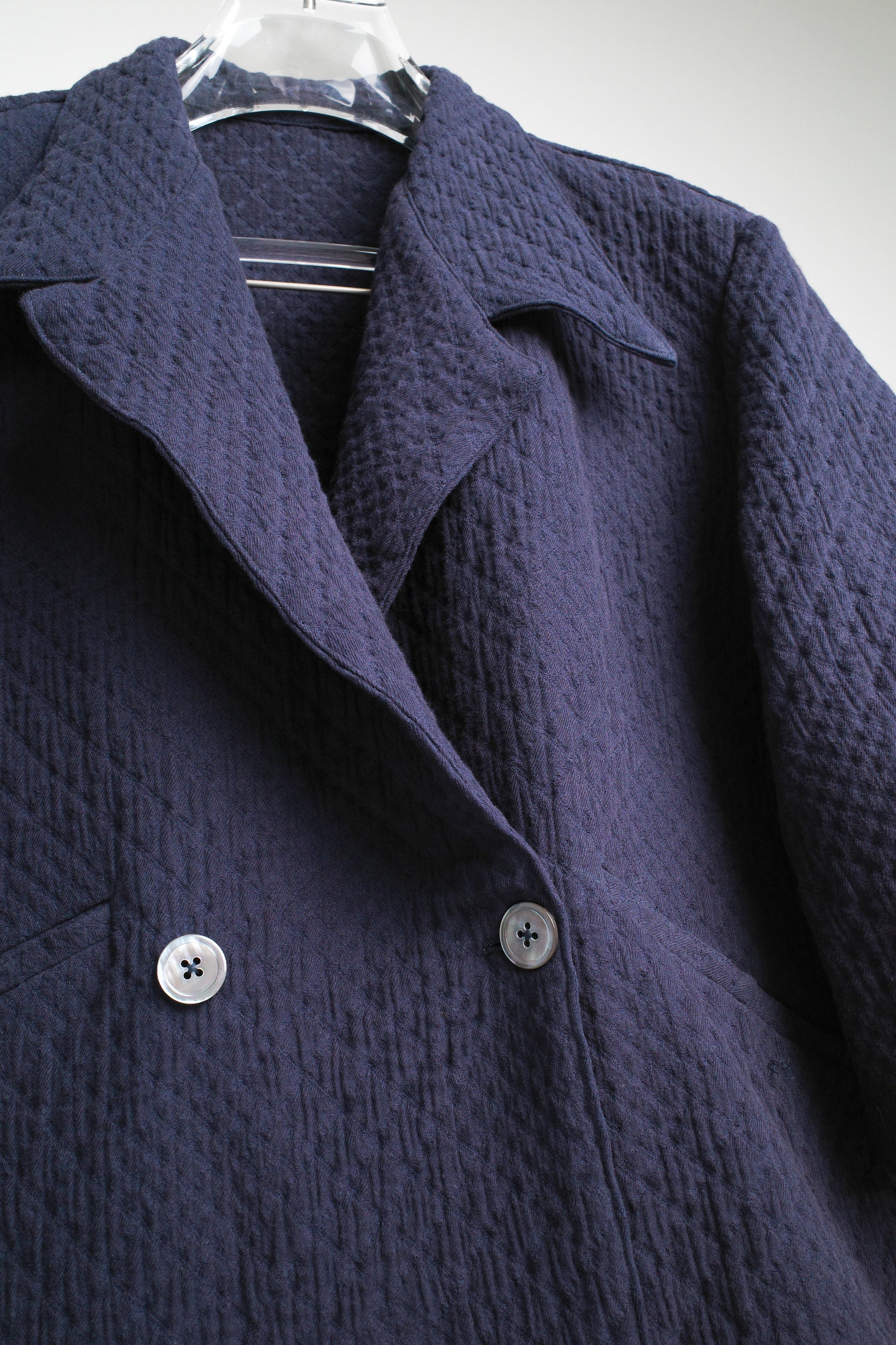 ARCHIVALS KIMONO TRENCH JACKET IN MIZU NAVY QUILT - BEV C multi label store