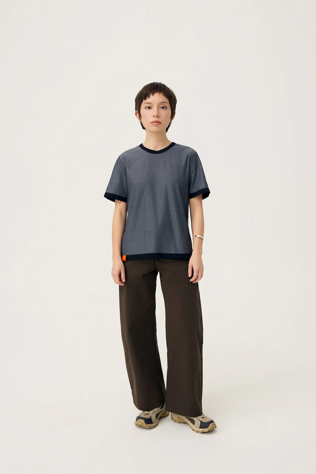 EVERYDAY REVERSIBLE TEE IN BLACK & STEEL GREY - BEV C multi label store