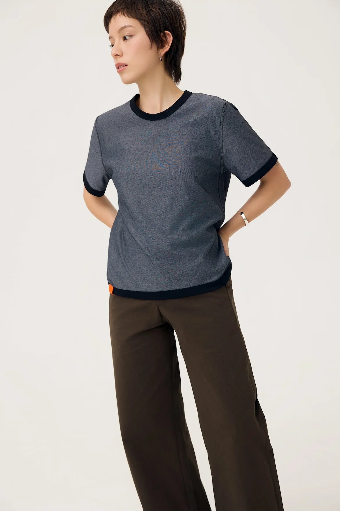 EVERYDAY REVERSIBLE TEE IN BLACK & STEEL GREY - BEV C multi label store