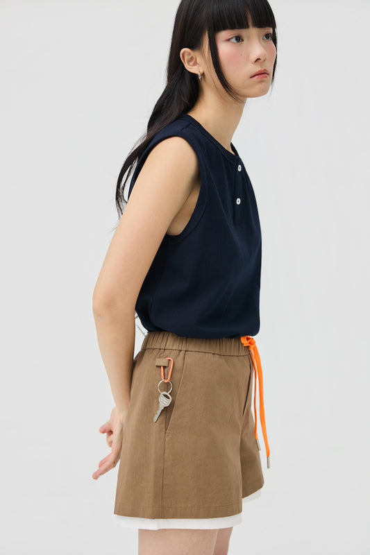 FUTAE SHORTS - SAND STONE - BEV C multi label store