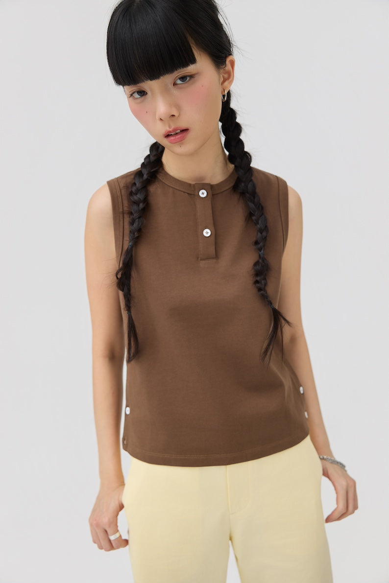 MUSUBI HENLEY TANK - CHOCOLATE - BEV C multi label store
