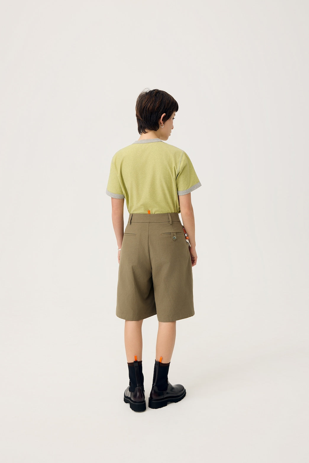 NAGI PLEAT SHORTS IN OLIVE MIST - BEV C multi label store