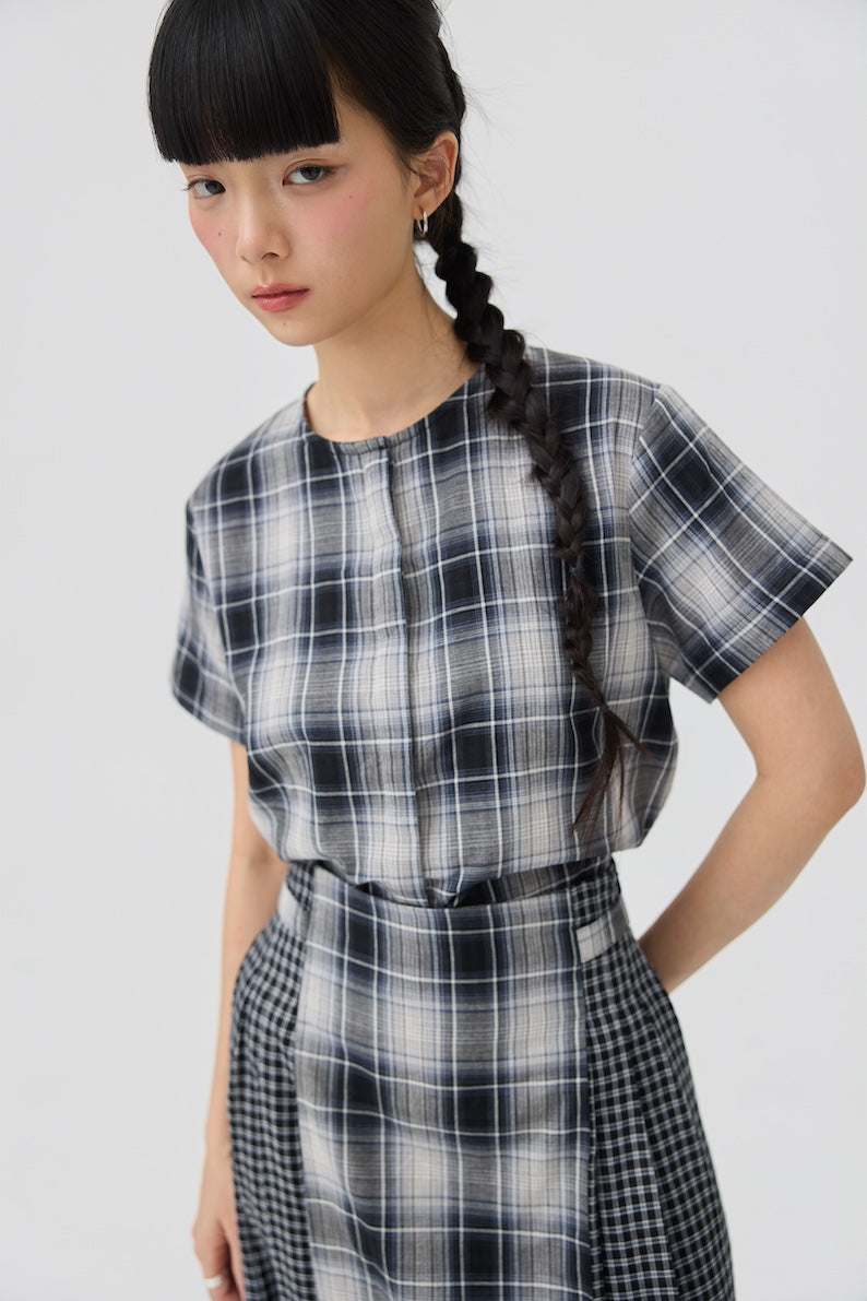 NIMAI 2-WAY SCARF TOP - BLACK TARTAN DOUBLE GAUZE - BEV C multi label store