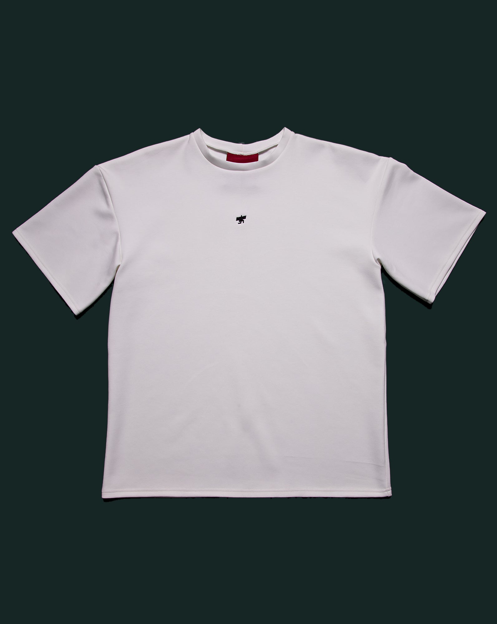 Pose Tee (White) - BEV C multi label store