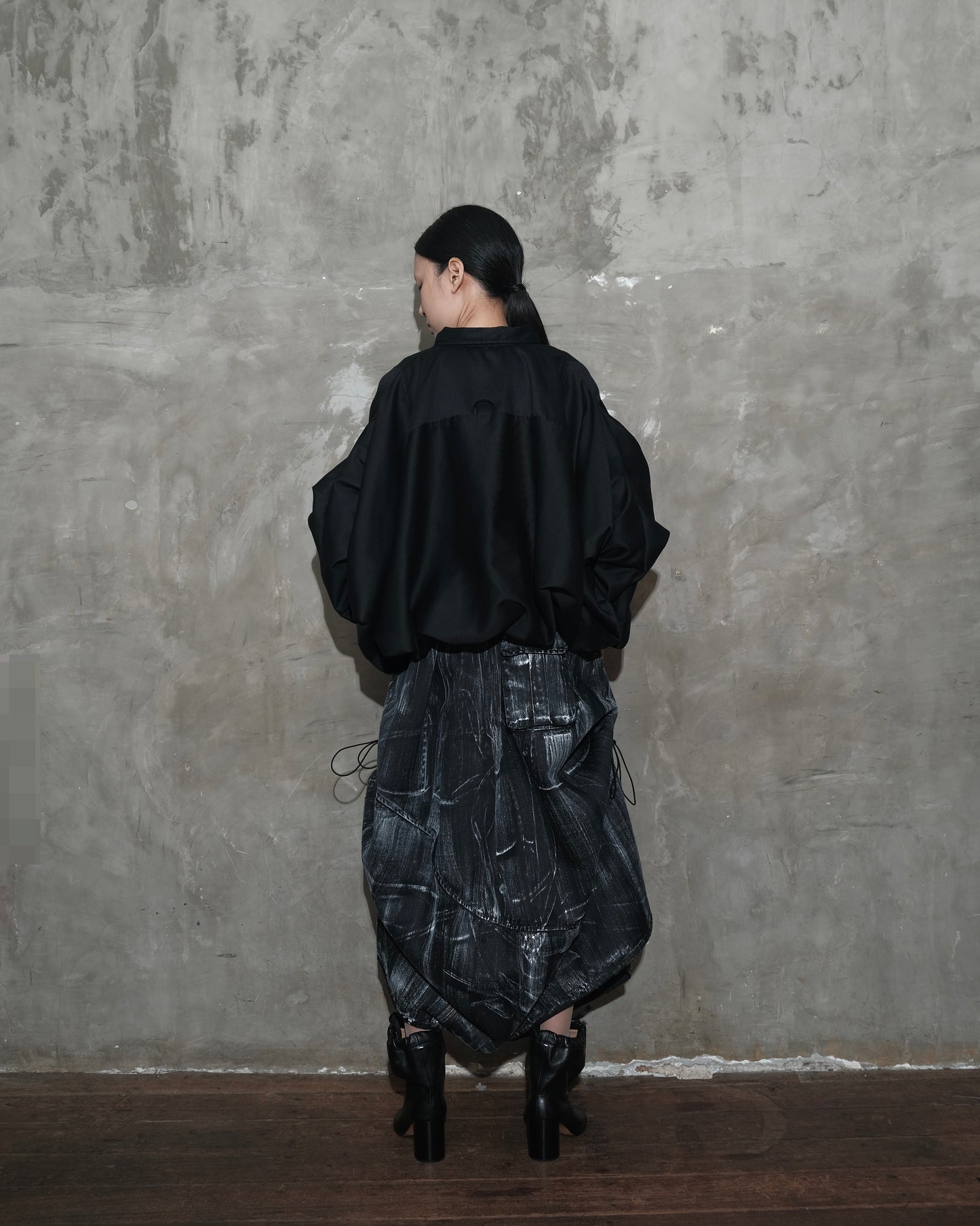 Orbit Skirt in Black Chaos
