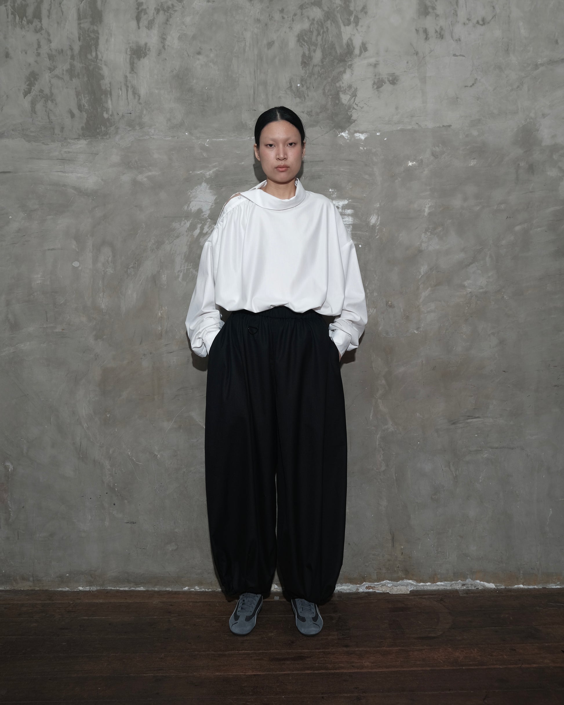 Slanted Collar Shirt in White - BEV C multi label store