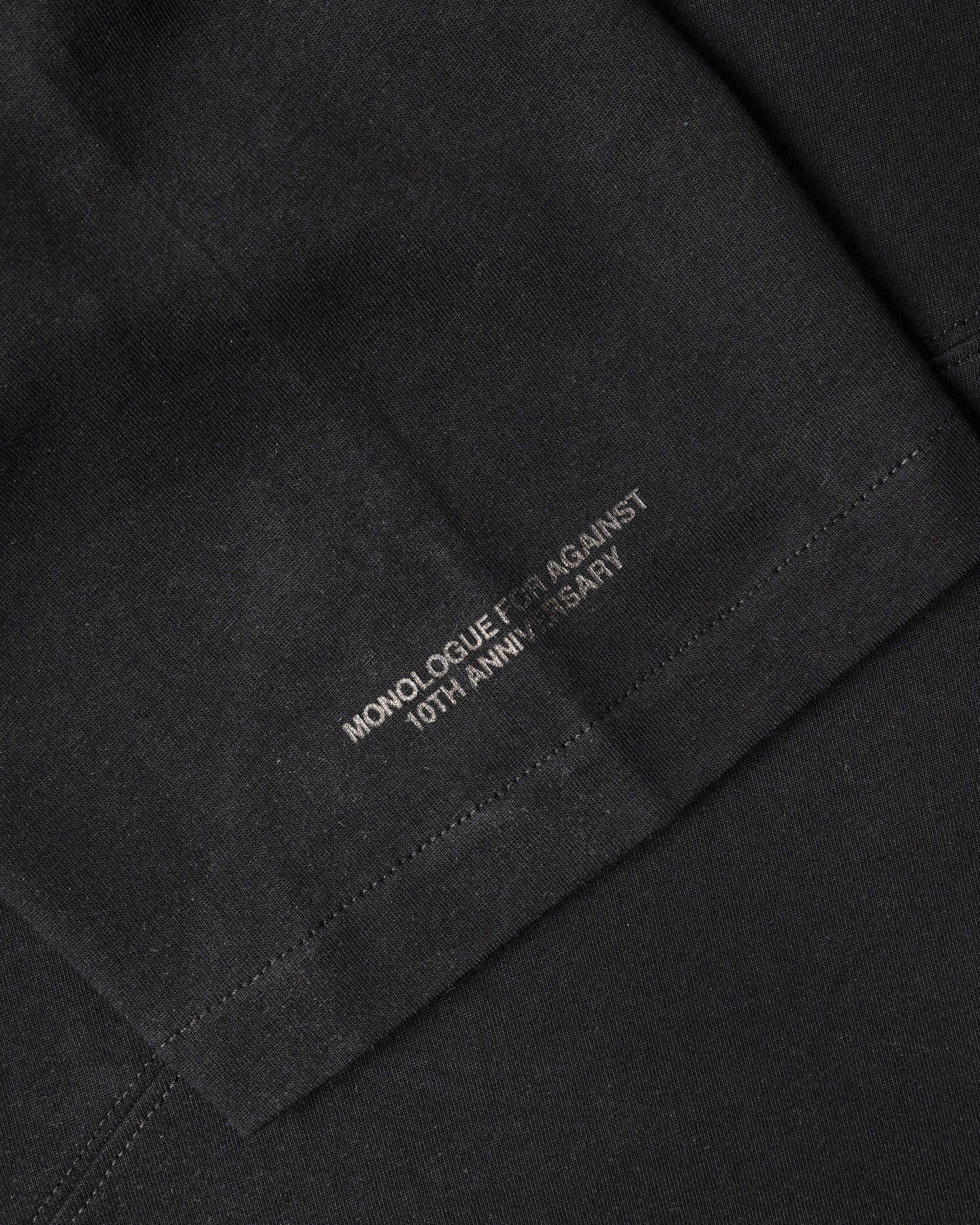 SPLIT LINES TEE - BEV C multi label store