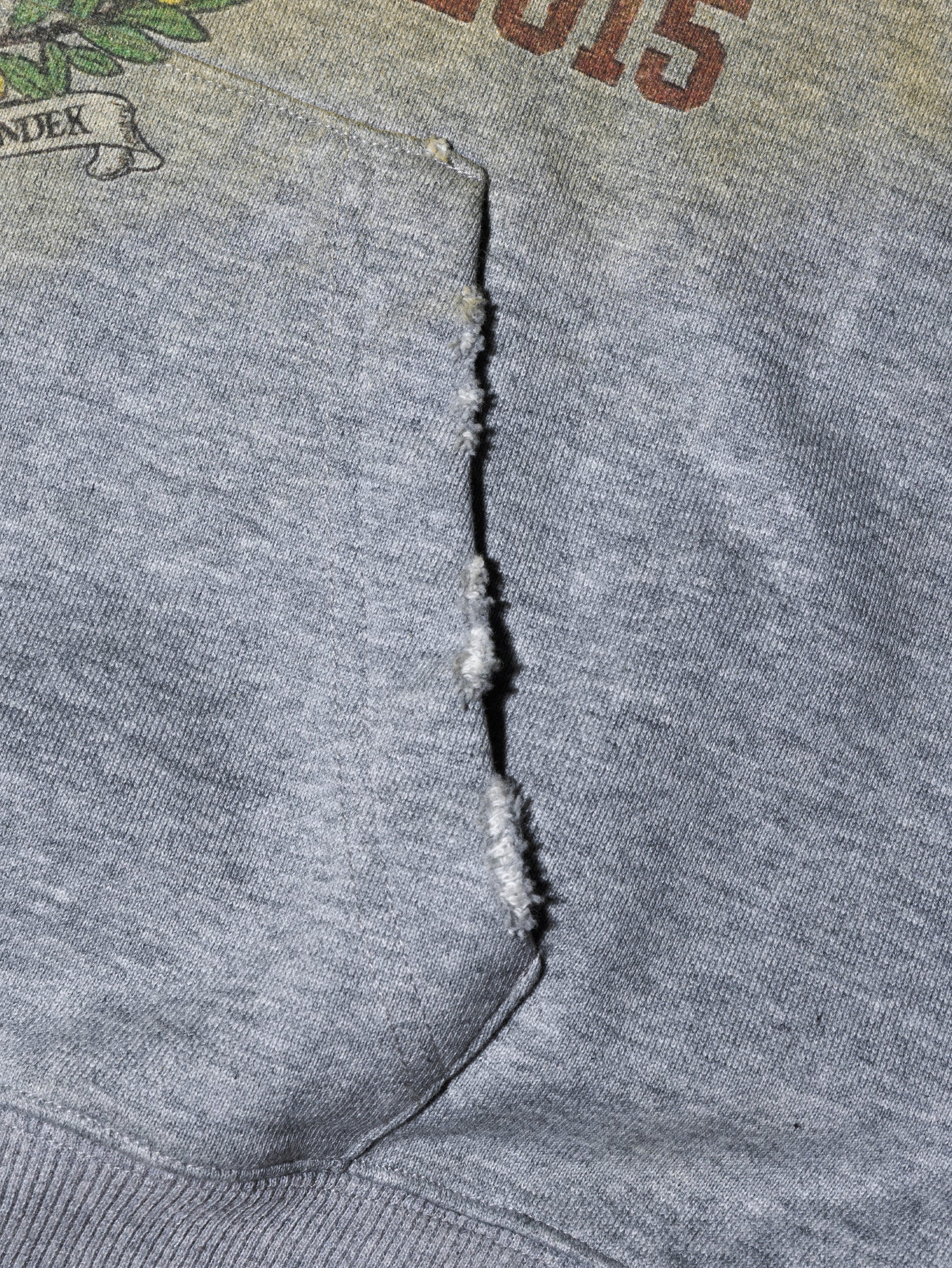 DISTRESSED VARSITY HOODIE GREY - BEV C multi label store