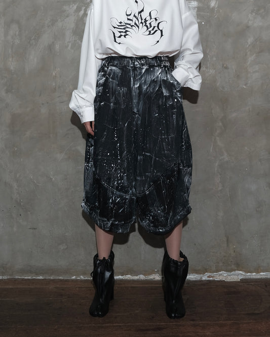 Curveform Jorts in Black Chaos - BEV C multi label store