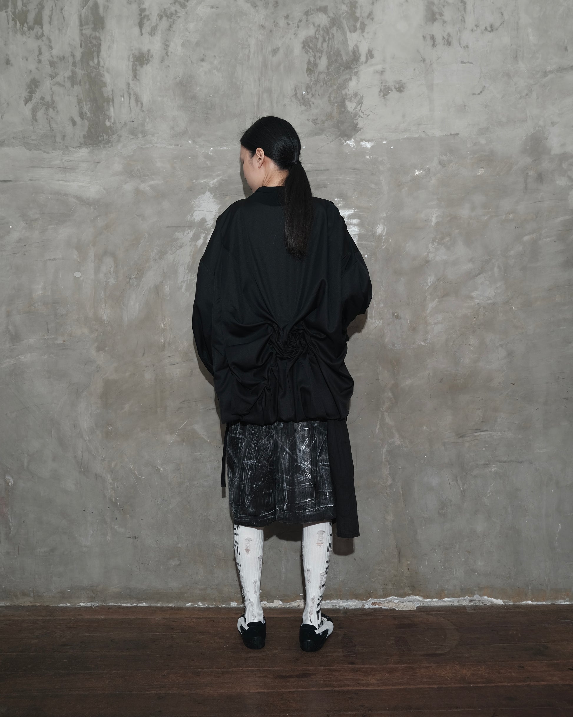 Rotten Roses Blazer in Black - BEV C multi label store