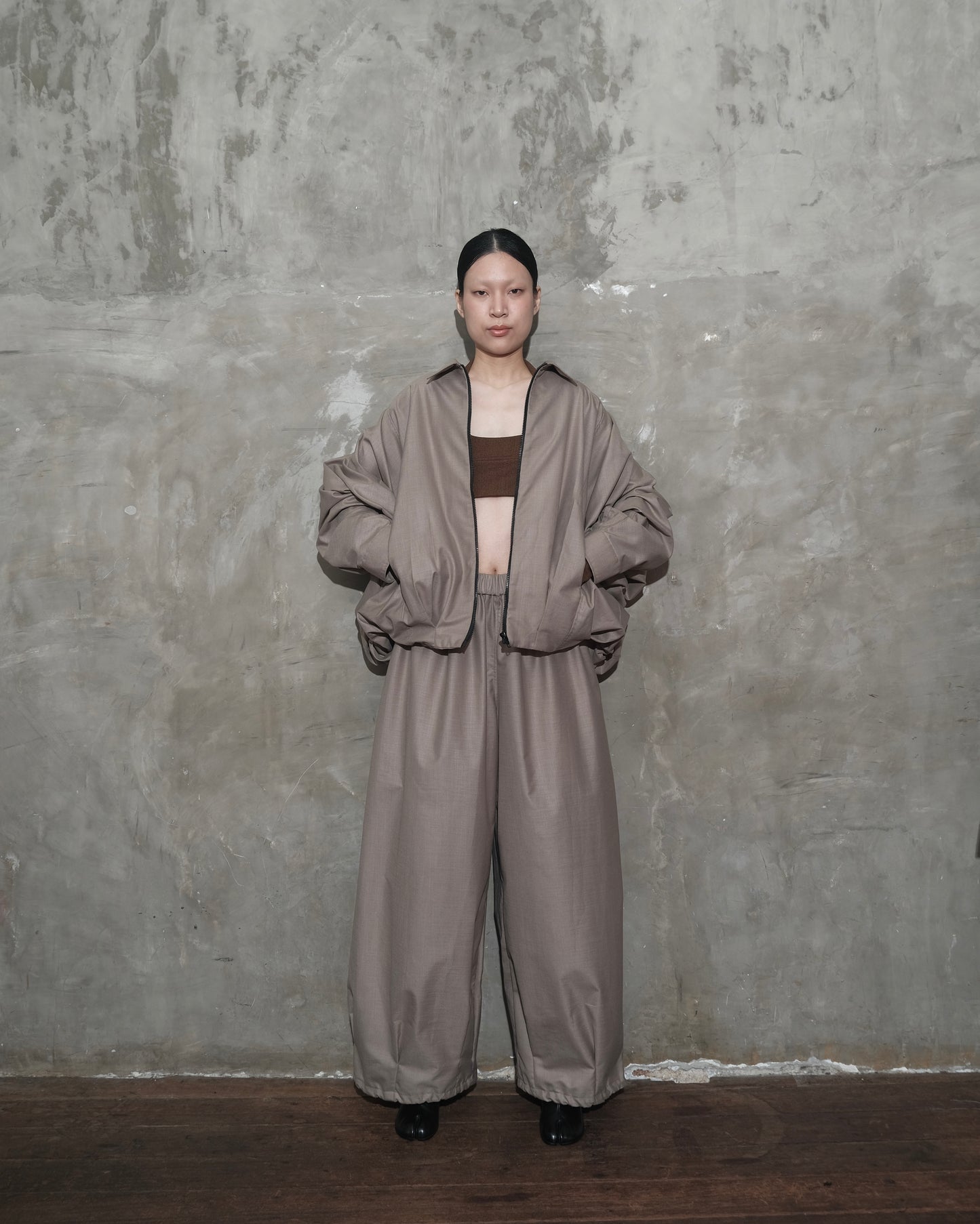 Hands Up Jacket in Brown - BEV C multi label store