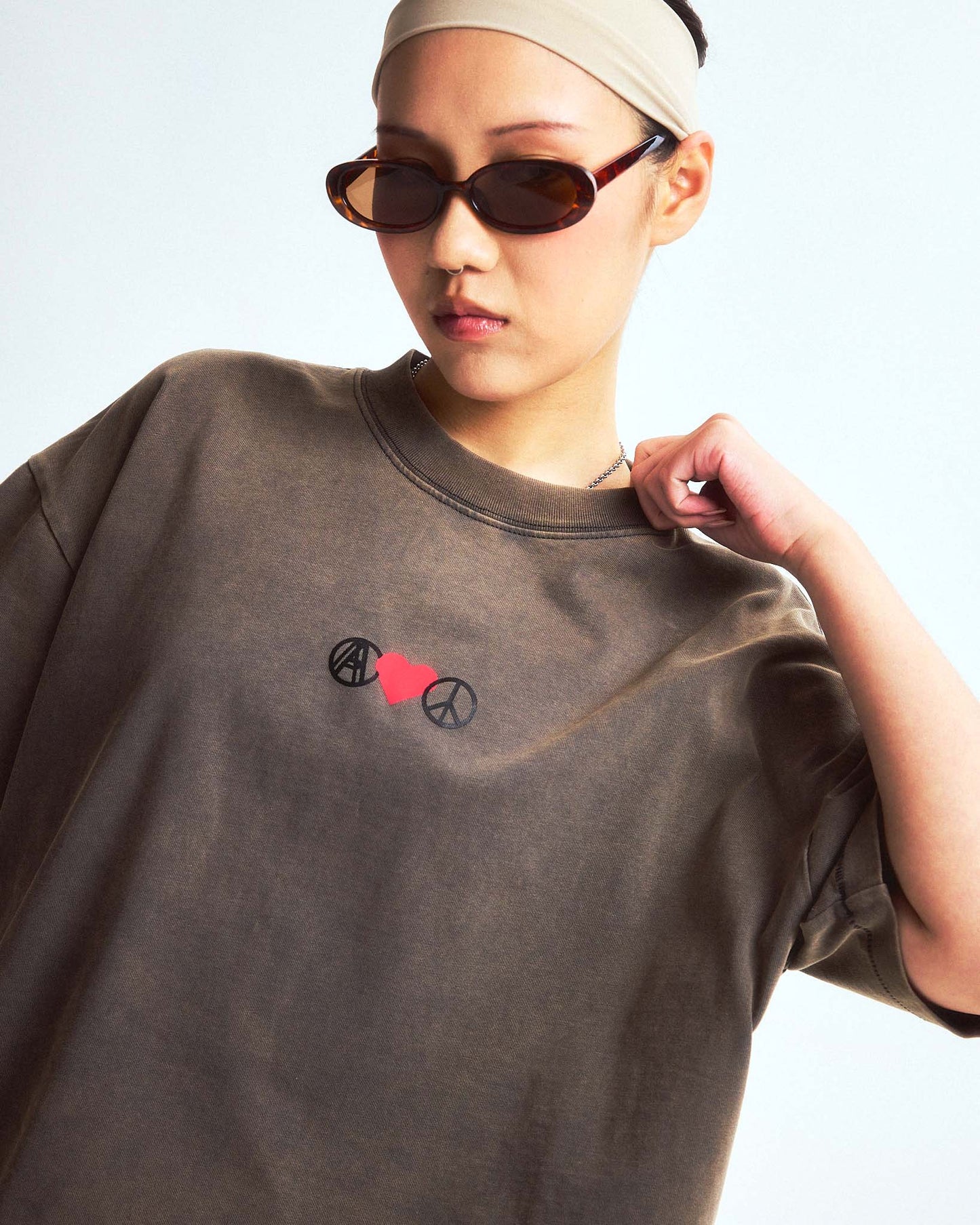 LOVE PEACE WASHED BOXY TEE BLACK - BEV C multi label store