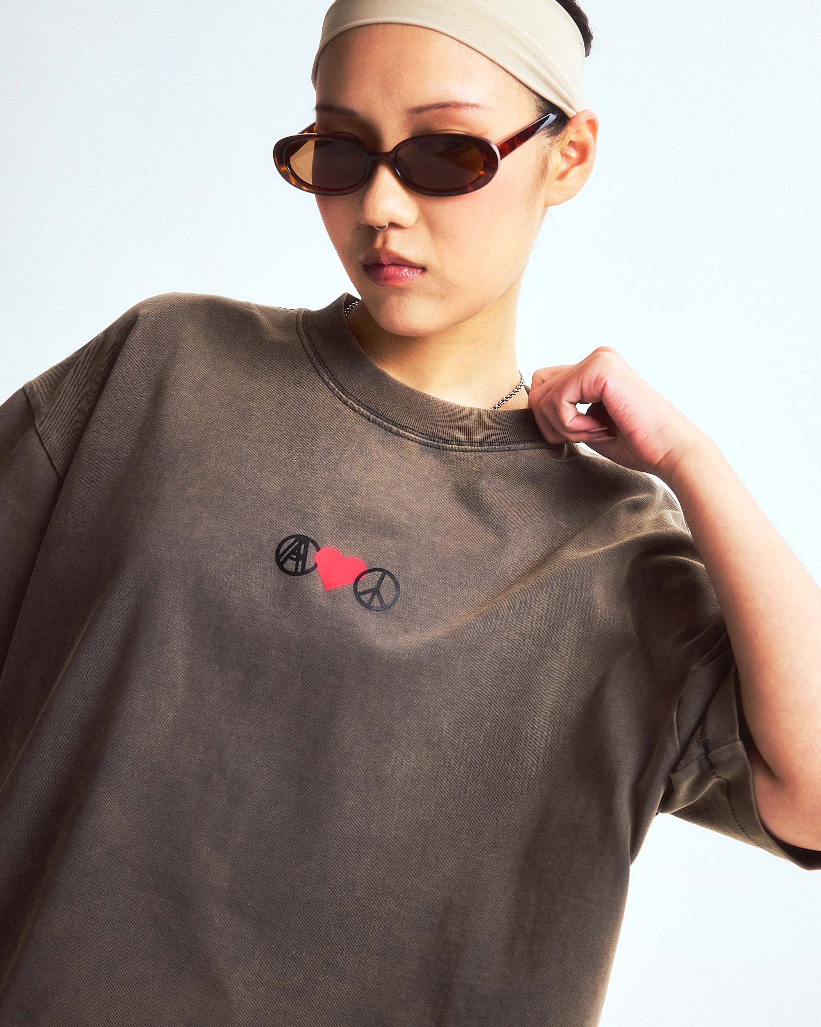 LOVE PEACE WASHED BOXY TEE BLACK - BEV C multi label store