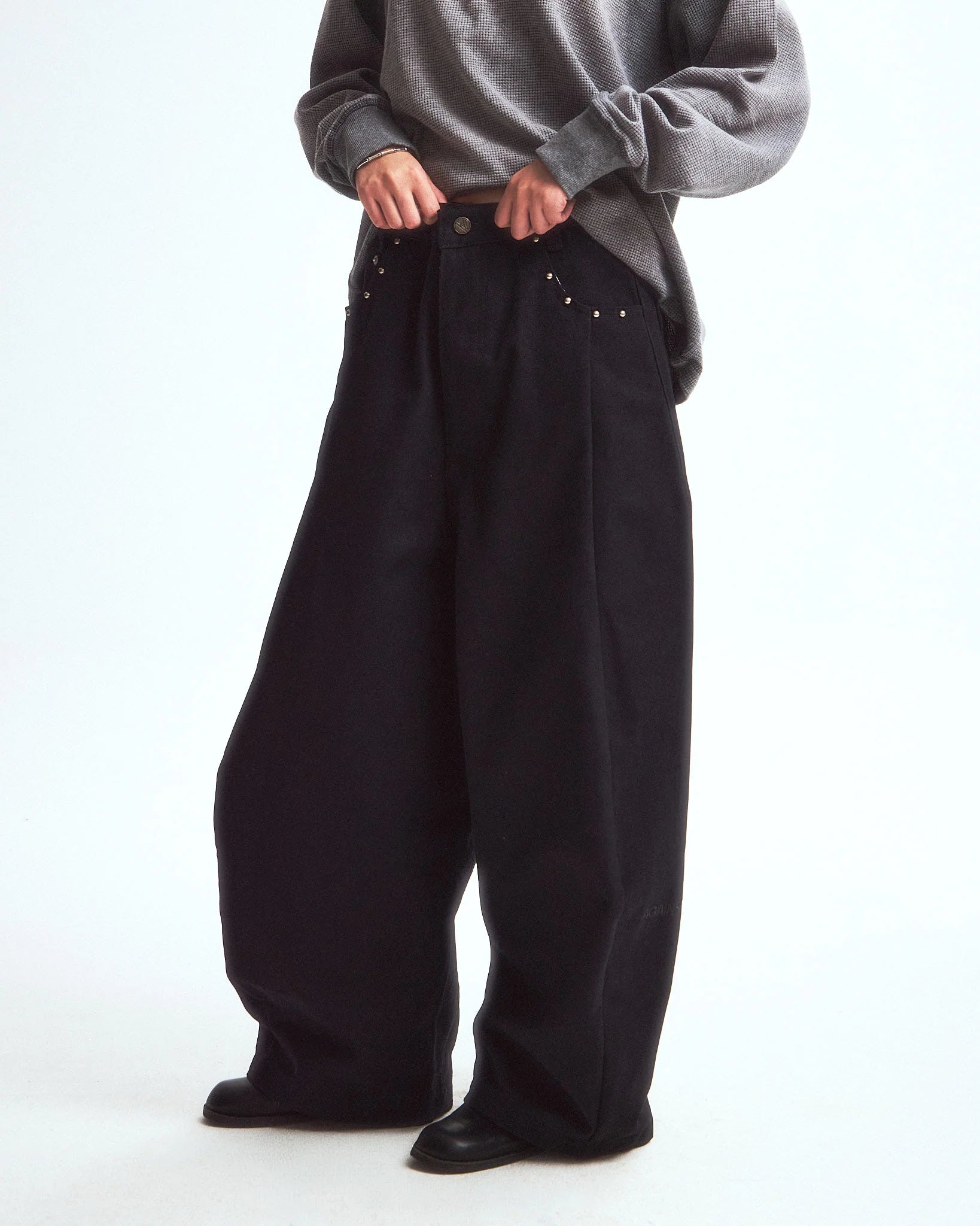STUDDED YANKII PANTS BLACK - BEV C multi label store