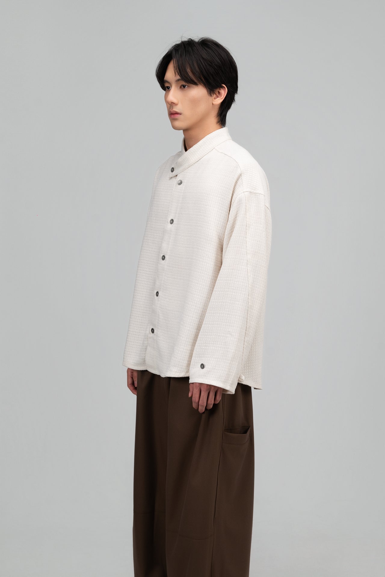 Gender Neutral Han Collar Blouse (Off White) - BEV C multi label store
