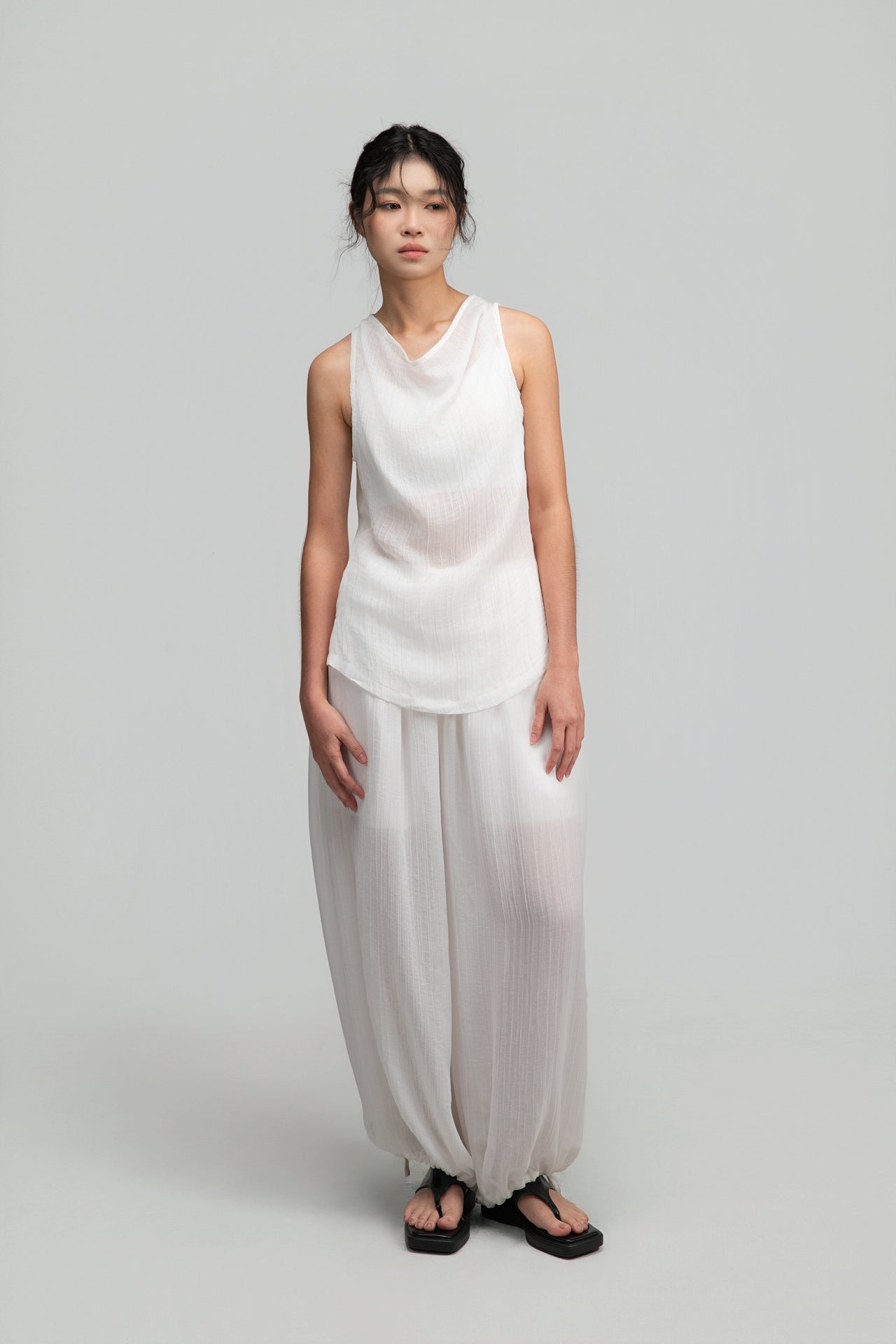 Soft Drape Neck Tank Top (White) - BEV C multi label store